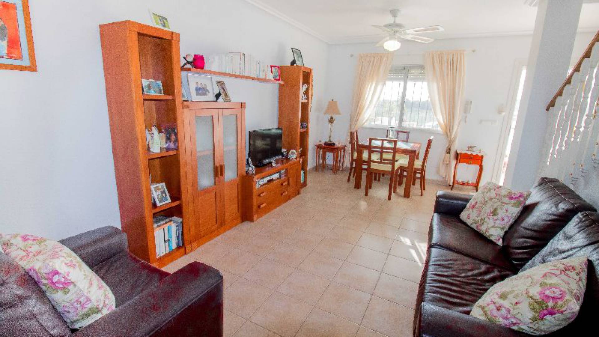 Resale - Townhouse - Los Montesinos - laguna green