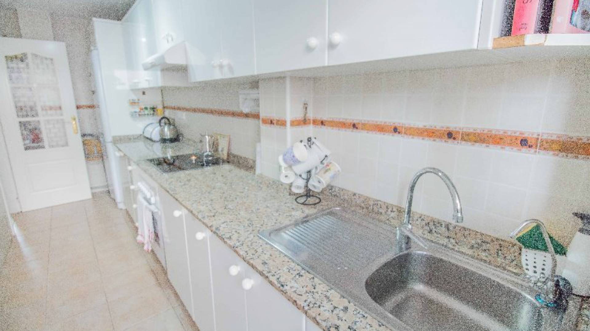 Resale - Townhouse - Los Montesinos - laguna green