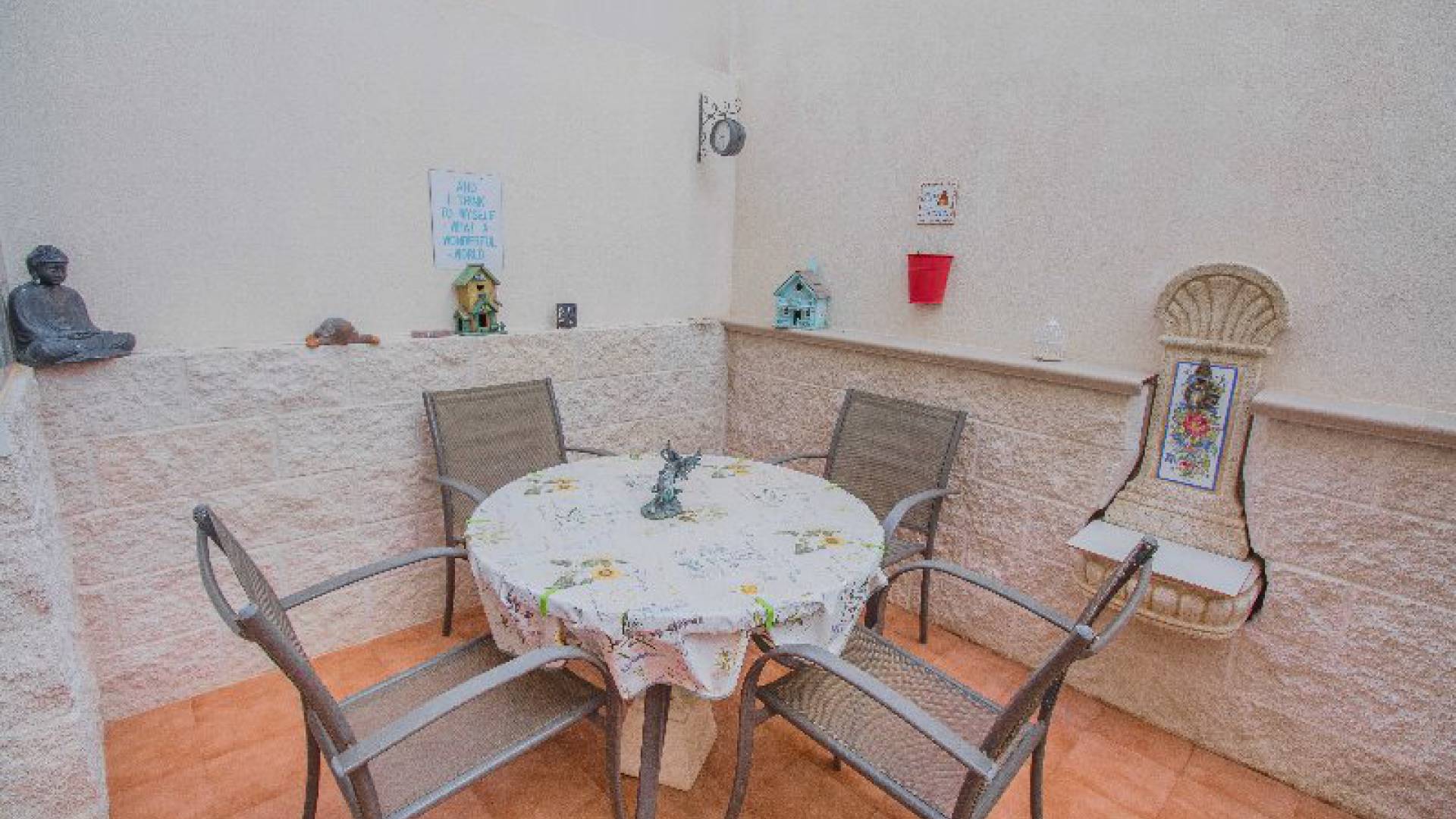 Resale - Townhouse - Los Montesinos - laguna green