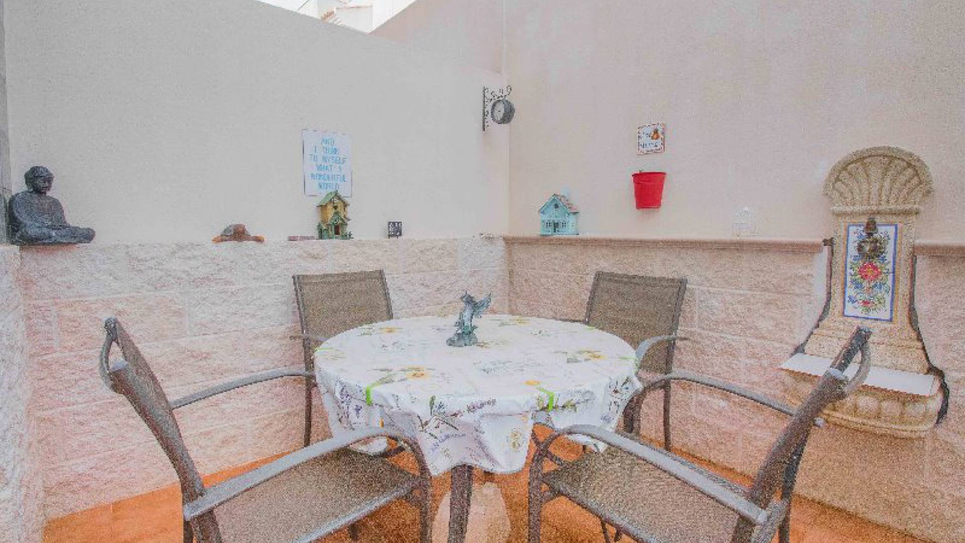 Resale - Townhouse - Los Montesinos - laguna green