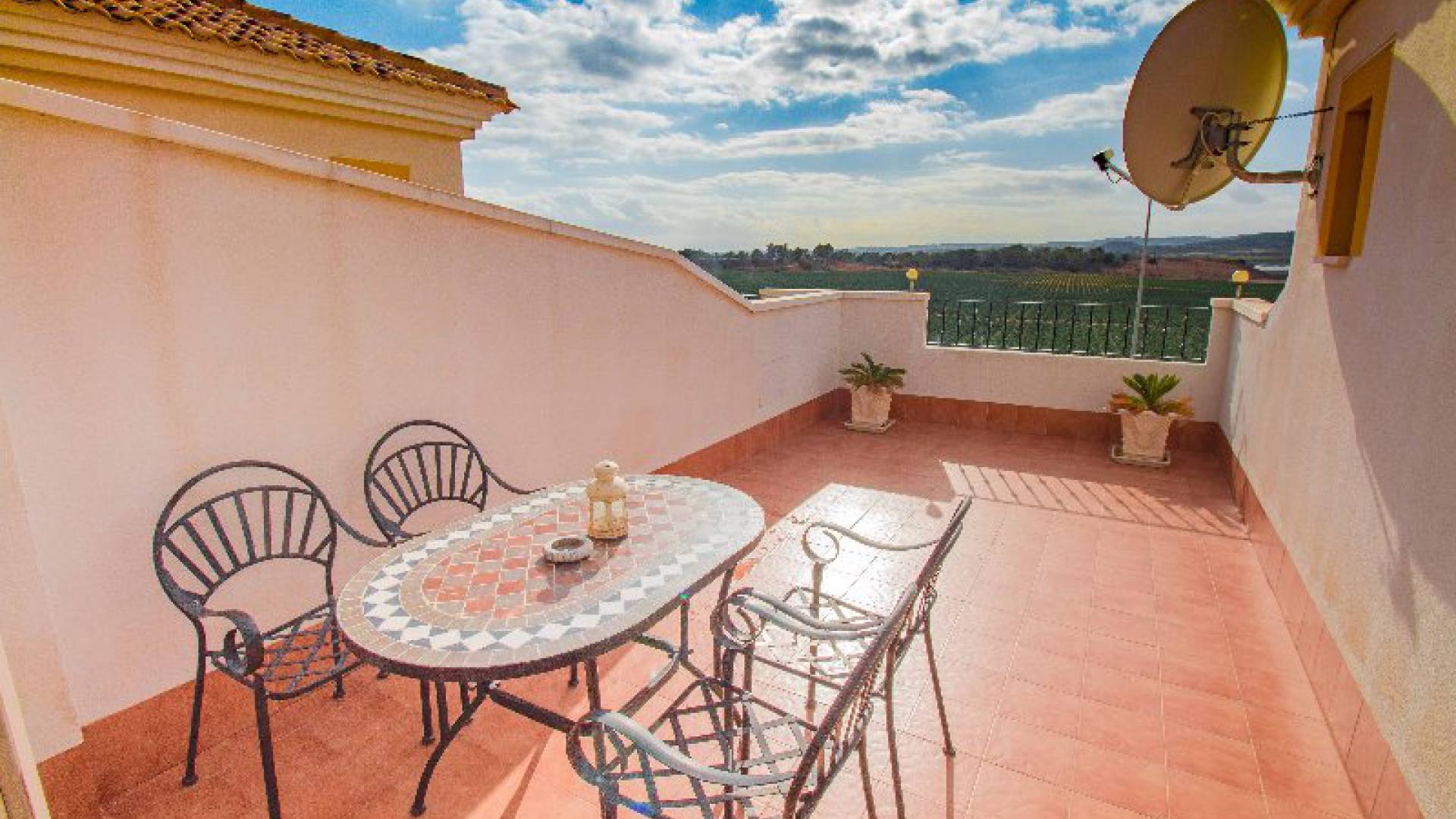 Resale - Townhouse - Los Montesinos - laguna green