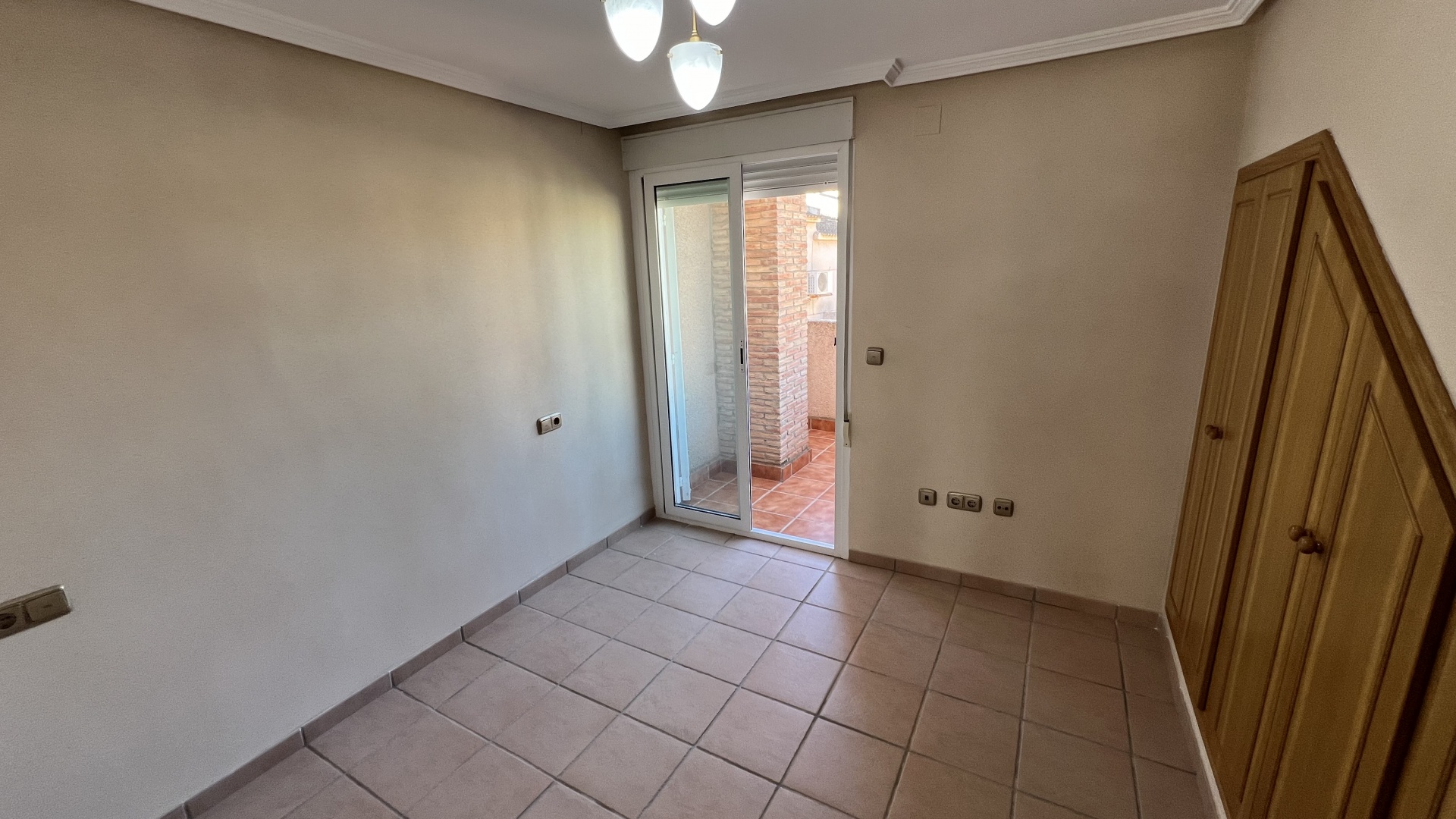 Resale - Townhouse - Mil Palmeras - Beachside Mil Palmeras