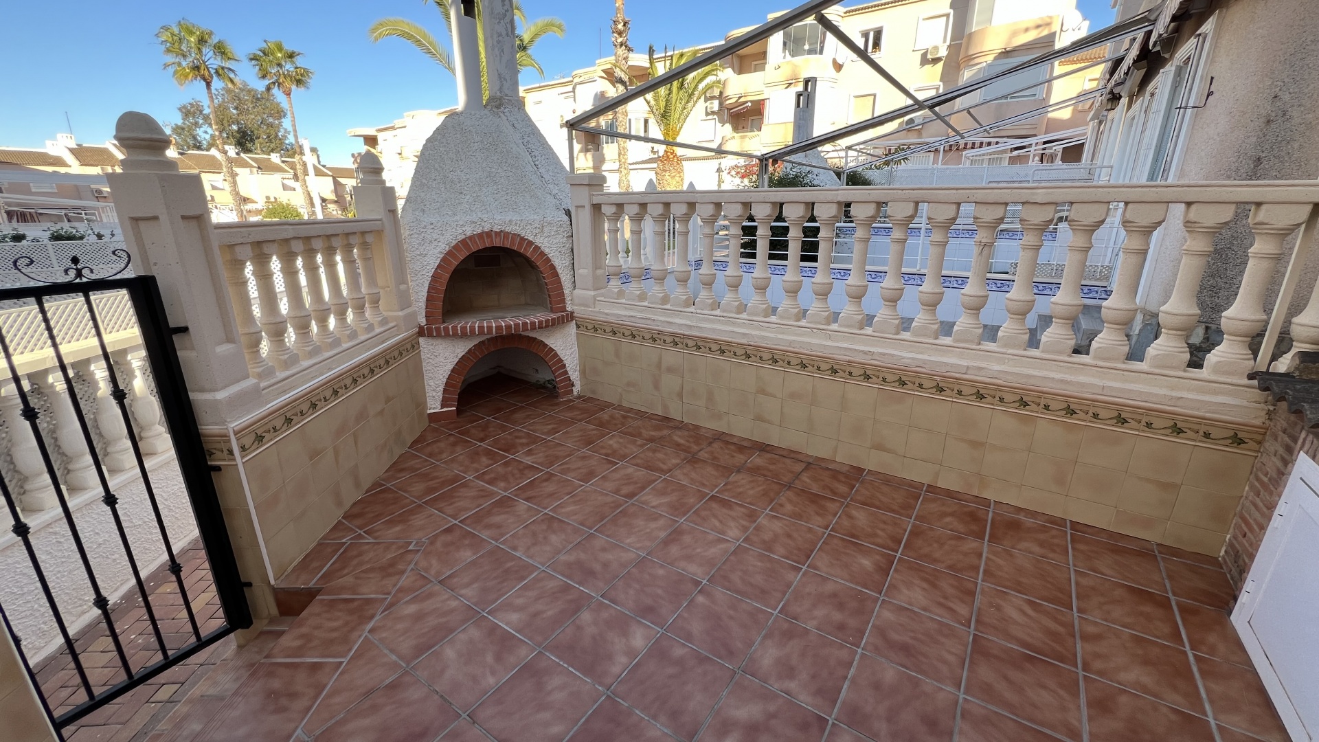 Resale - Townhouse - Mil Palmeras - Beachside Mil Palmeras