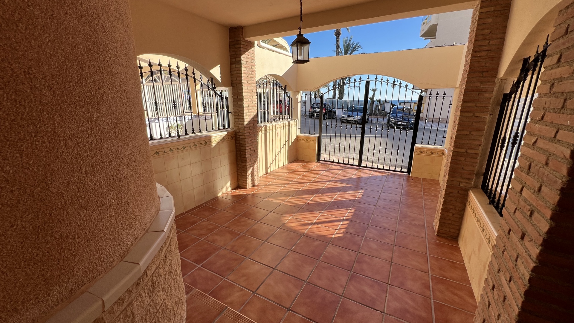 Resale - Townhouse - Mil Palmeras - Beachside Mil Palmeras