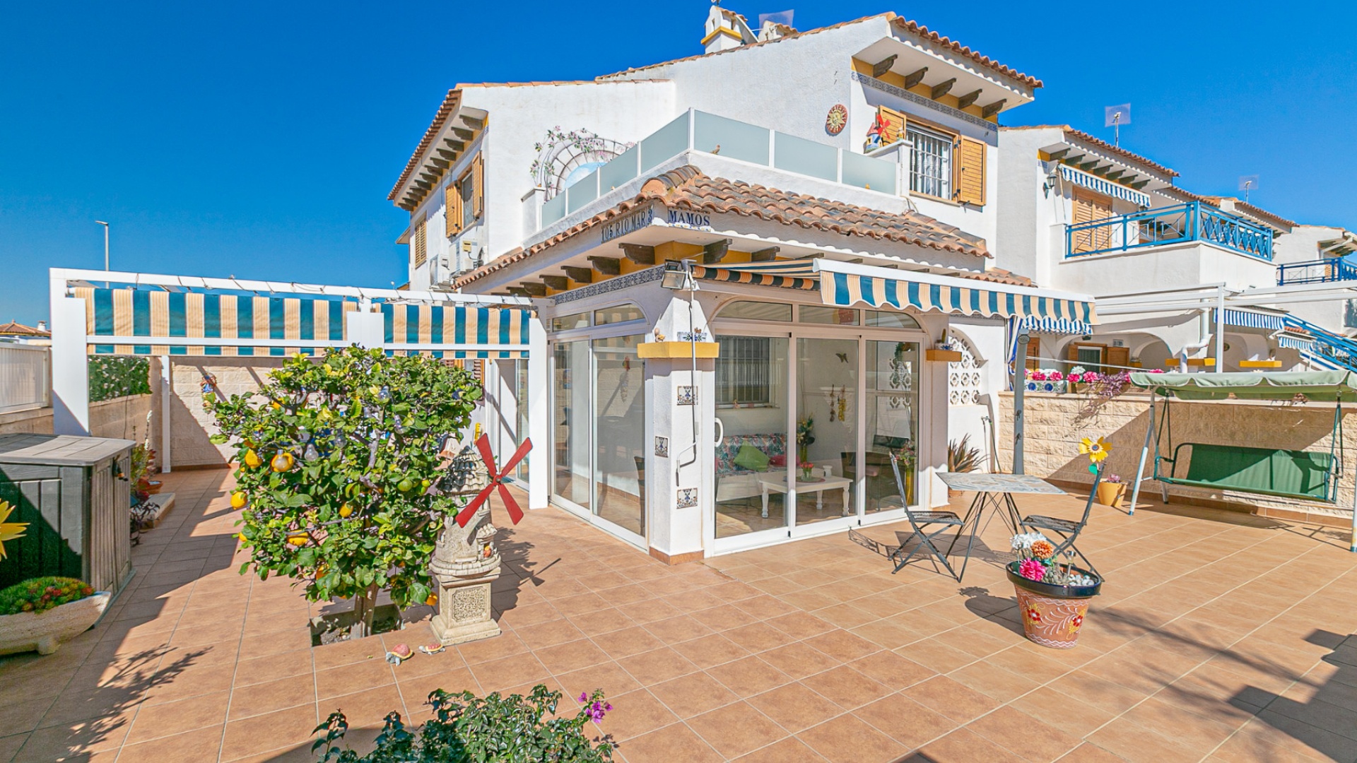 Resale - Townhouse - Mil Palmeras - riomar