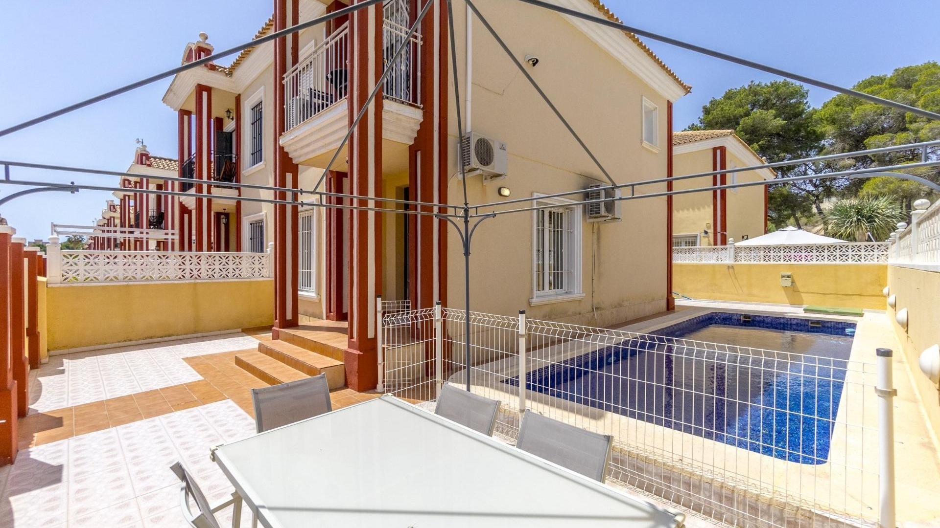 Resale - Townhouse - Orihuela Costa - Campoamor