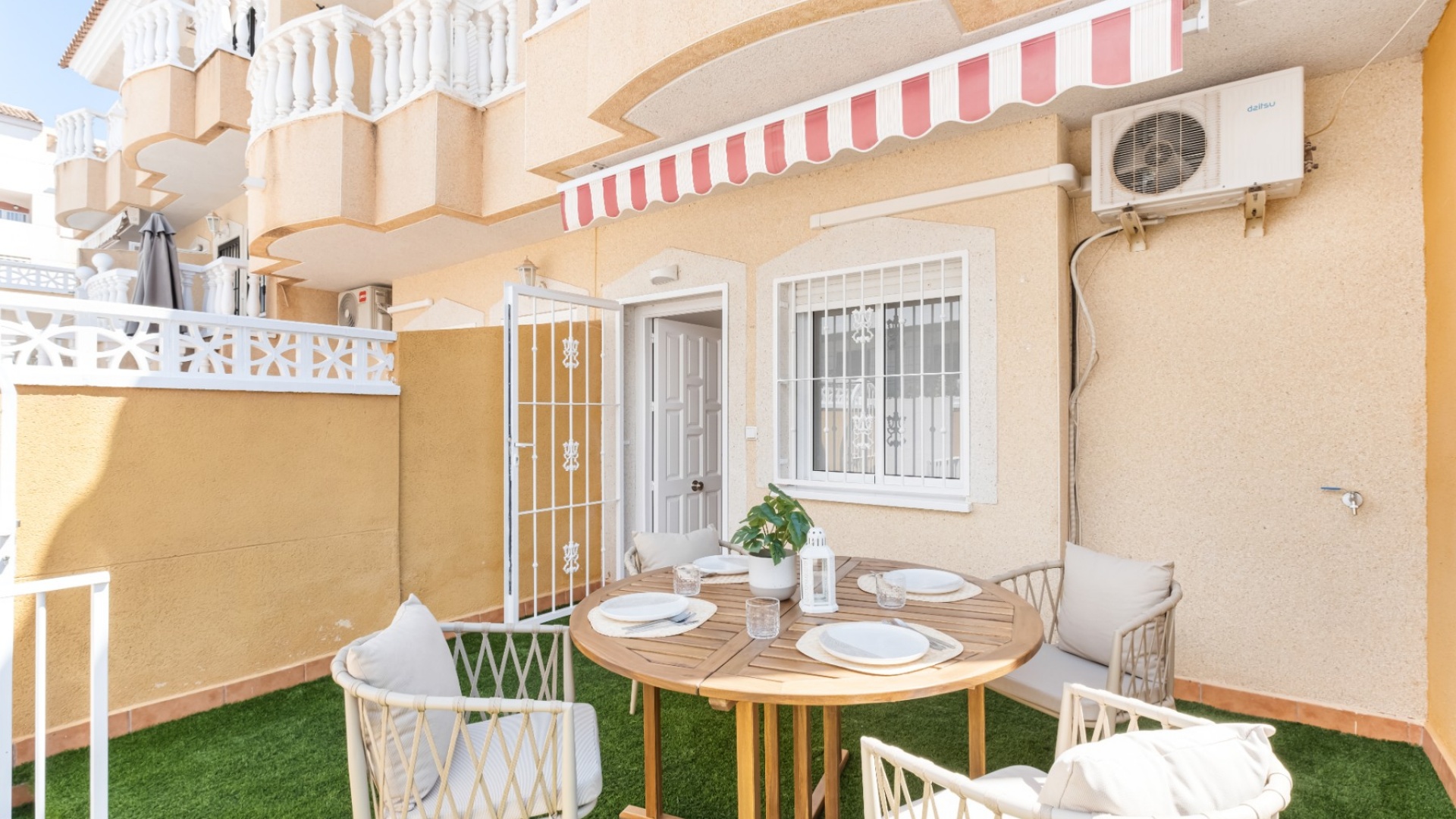 Resale - Townhouse - Orihuela Costa - Villamartin