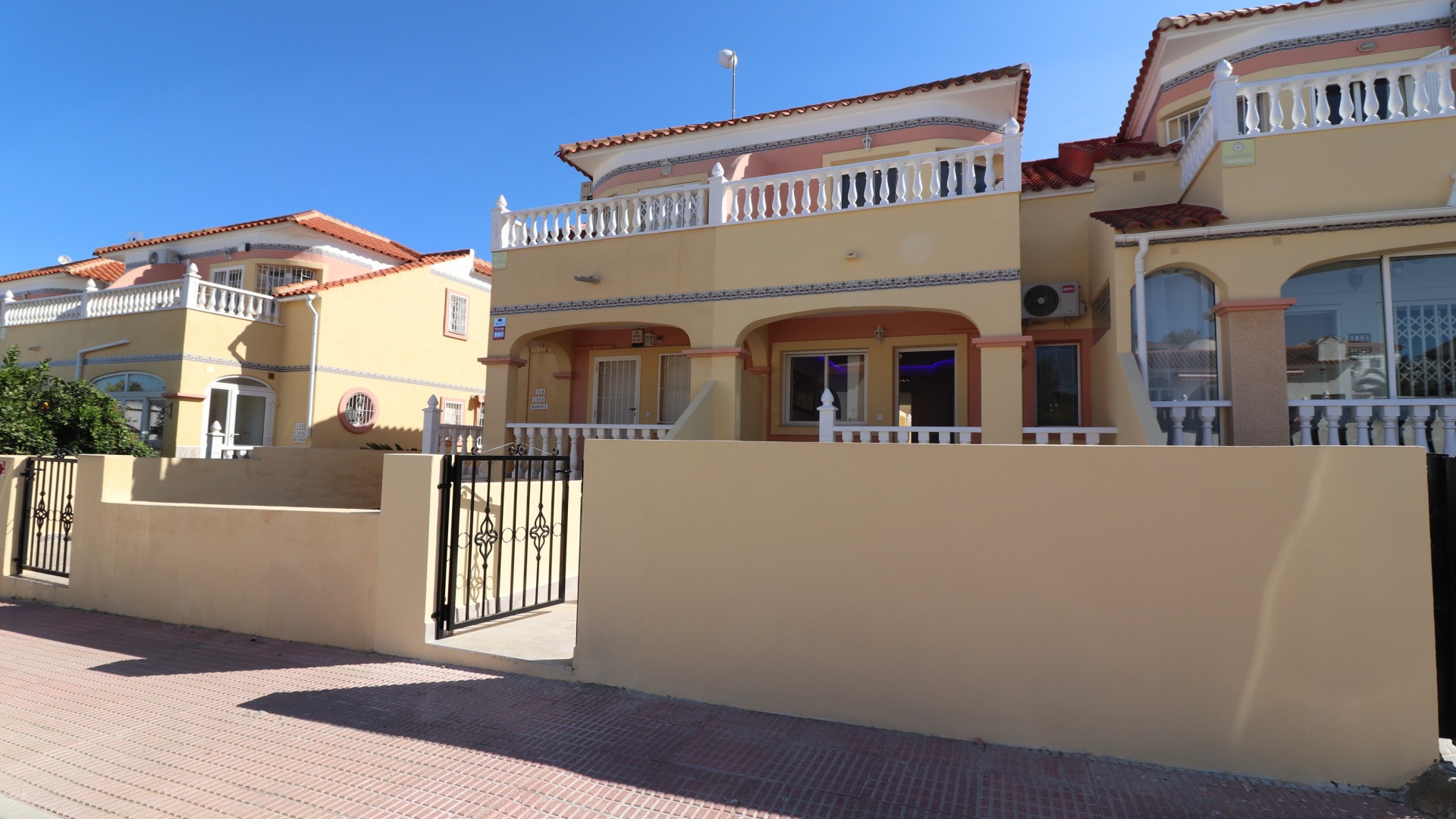 Resale - Townhouse - Orihuela Costa - Villamartin