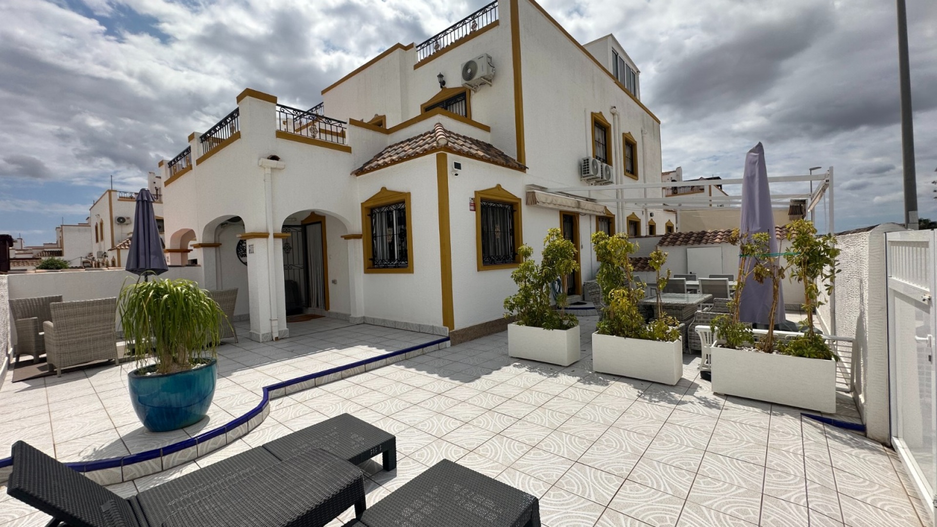 Resale - Townhouse - Orihuela - Entre Naranjos
