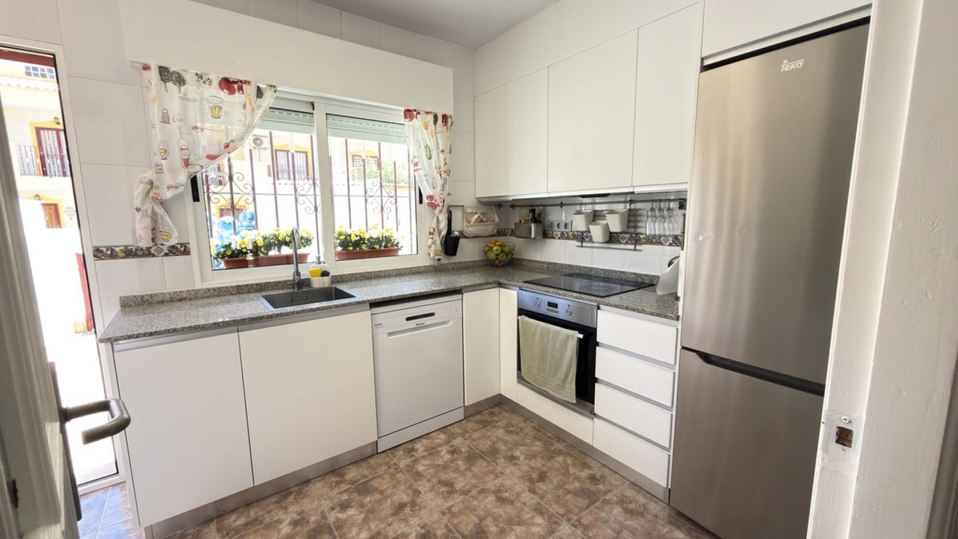 Resale - Townhouse - Orihuela - La Zenia