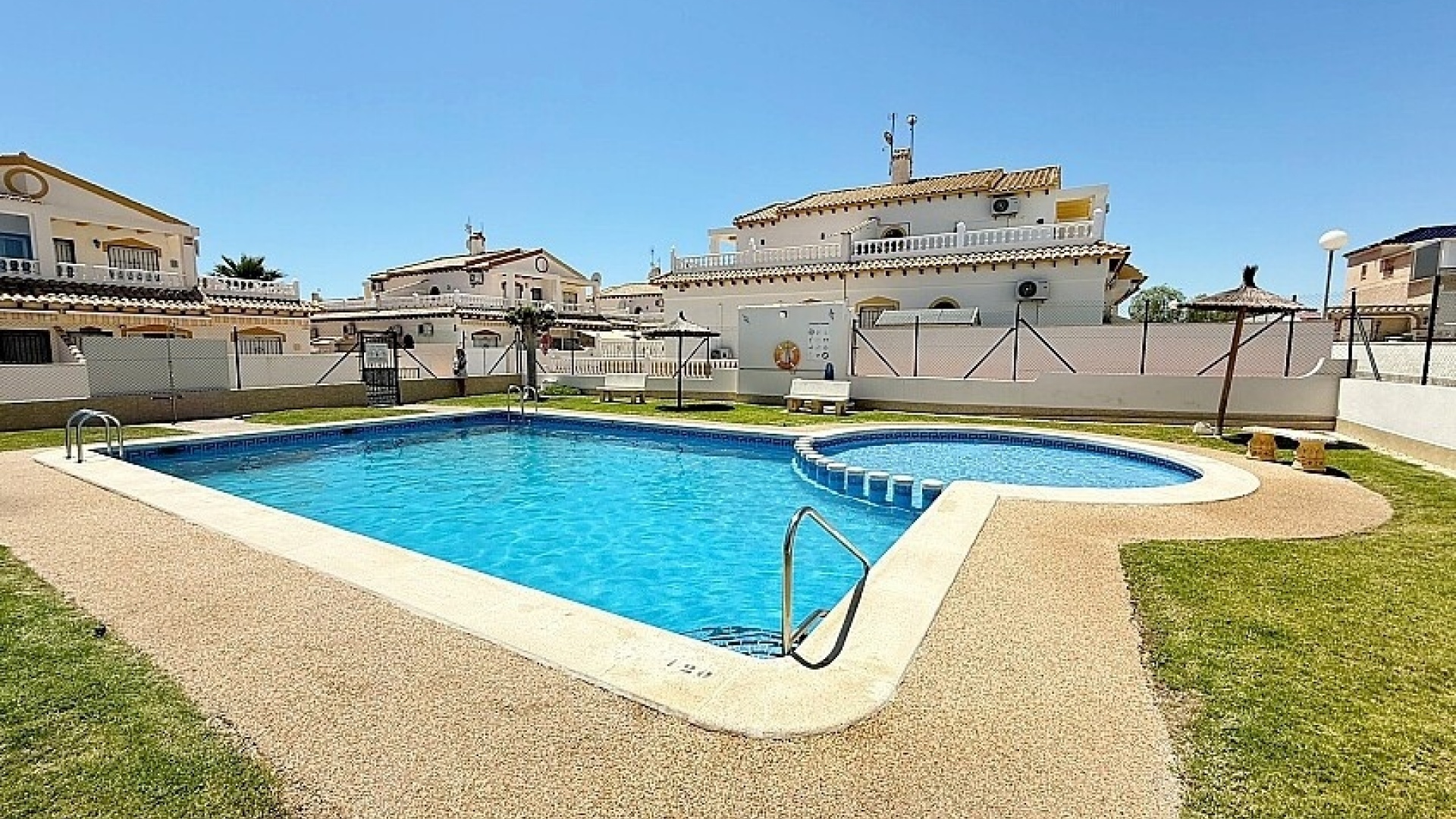 Resale - Townhouse - Orihuela - Los Altos
