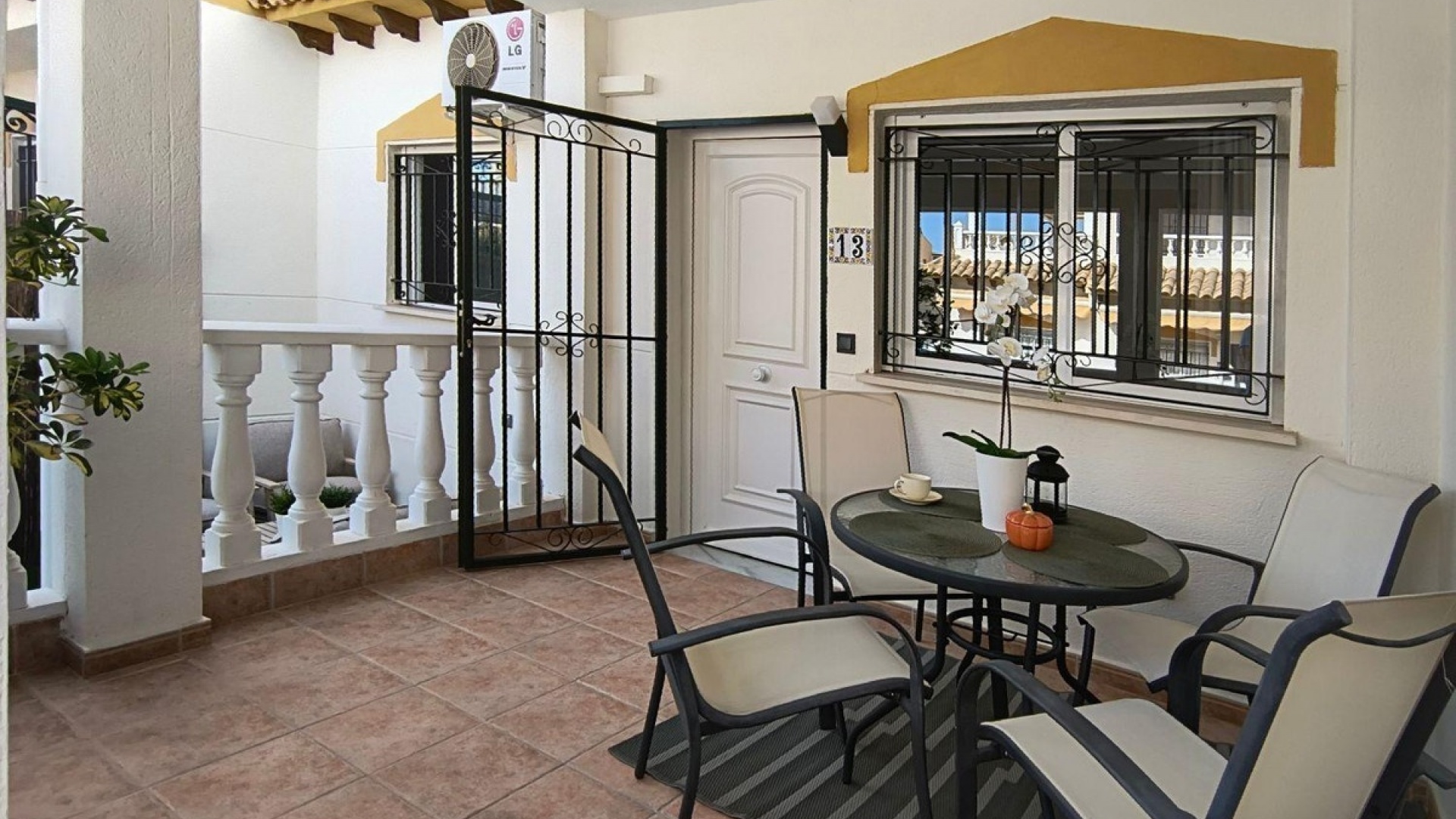 Resale - Townhouse - Orihuela - Orihuela Centro