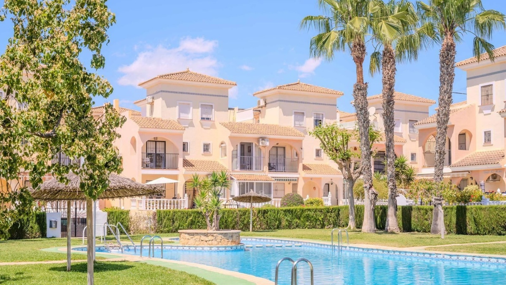 Resale - Townhouse - Orihuela - Orihuela Costa