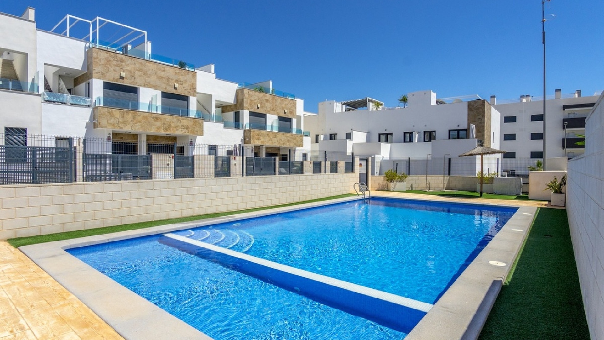 Resale - Townhouse - Orihuela - Villamartin