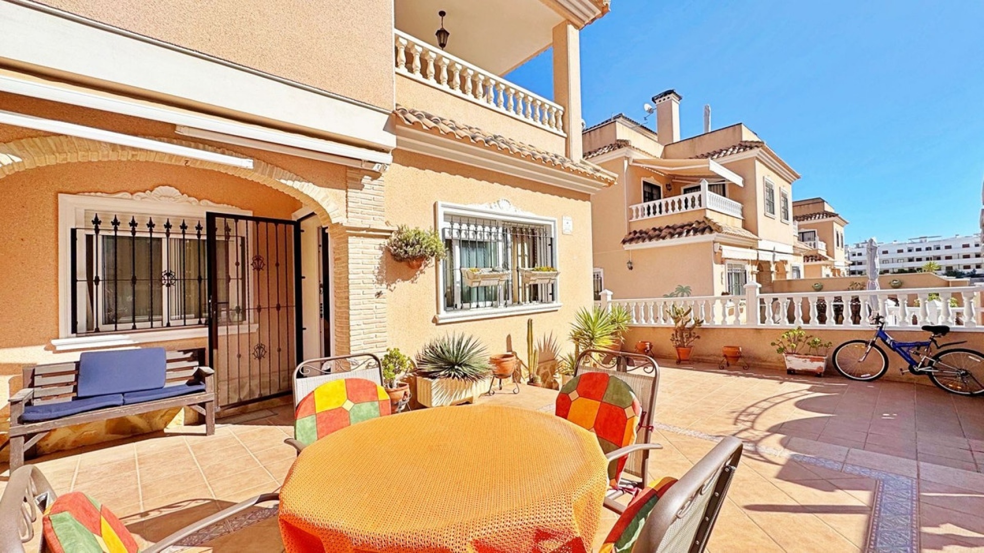 Resale - Townhouse - Orihuela - Villamartin