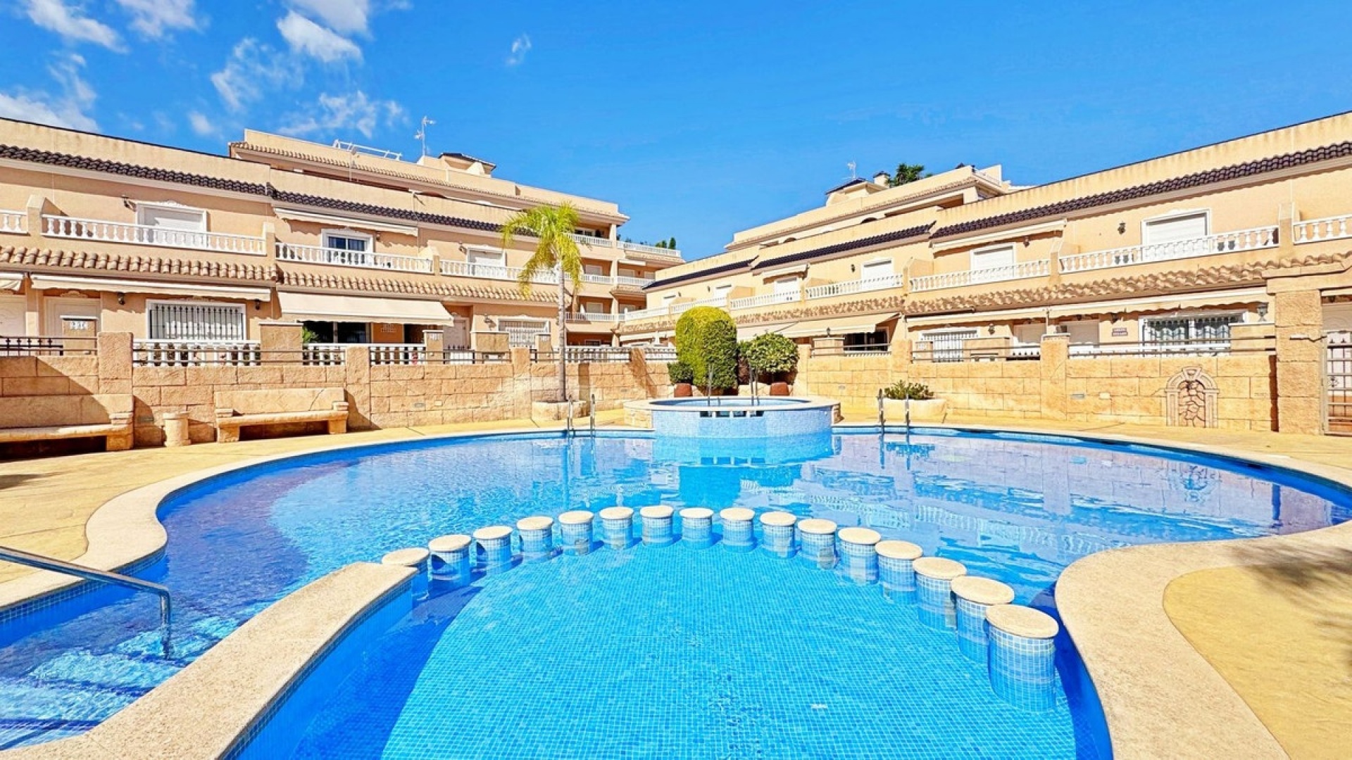 Resale - Townhouse - Orihuela - Villamartin