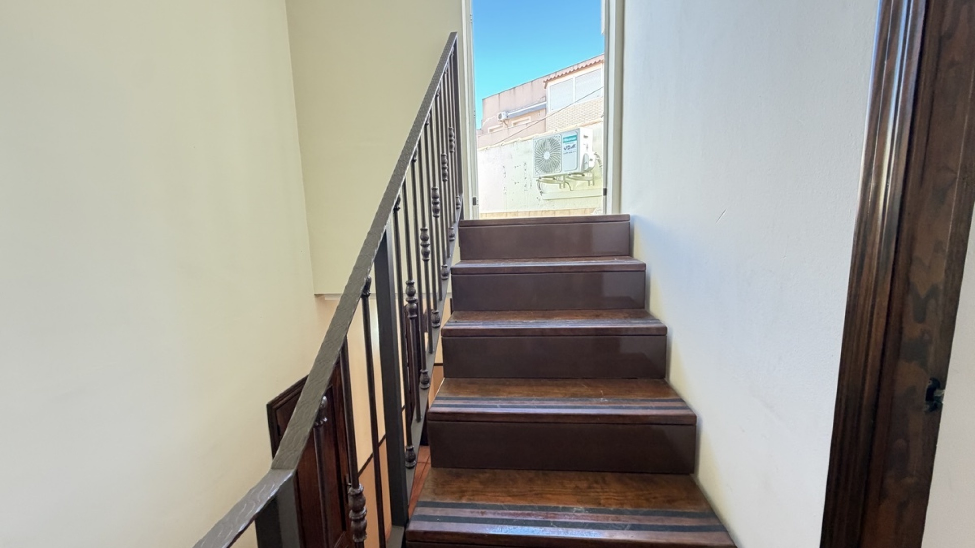 Resale - Townhouse - Pilar De La Horradada