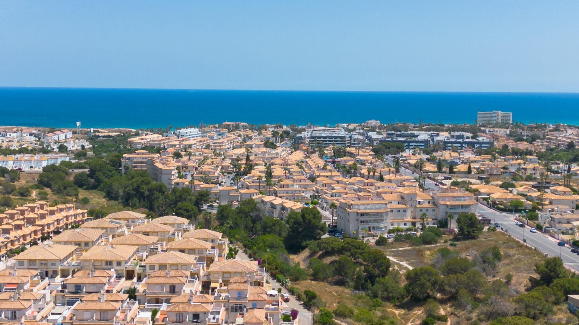 Resale - Townhouse - Playa Flamenca - amapolas