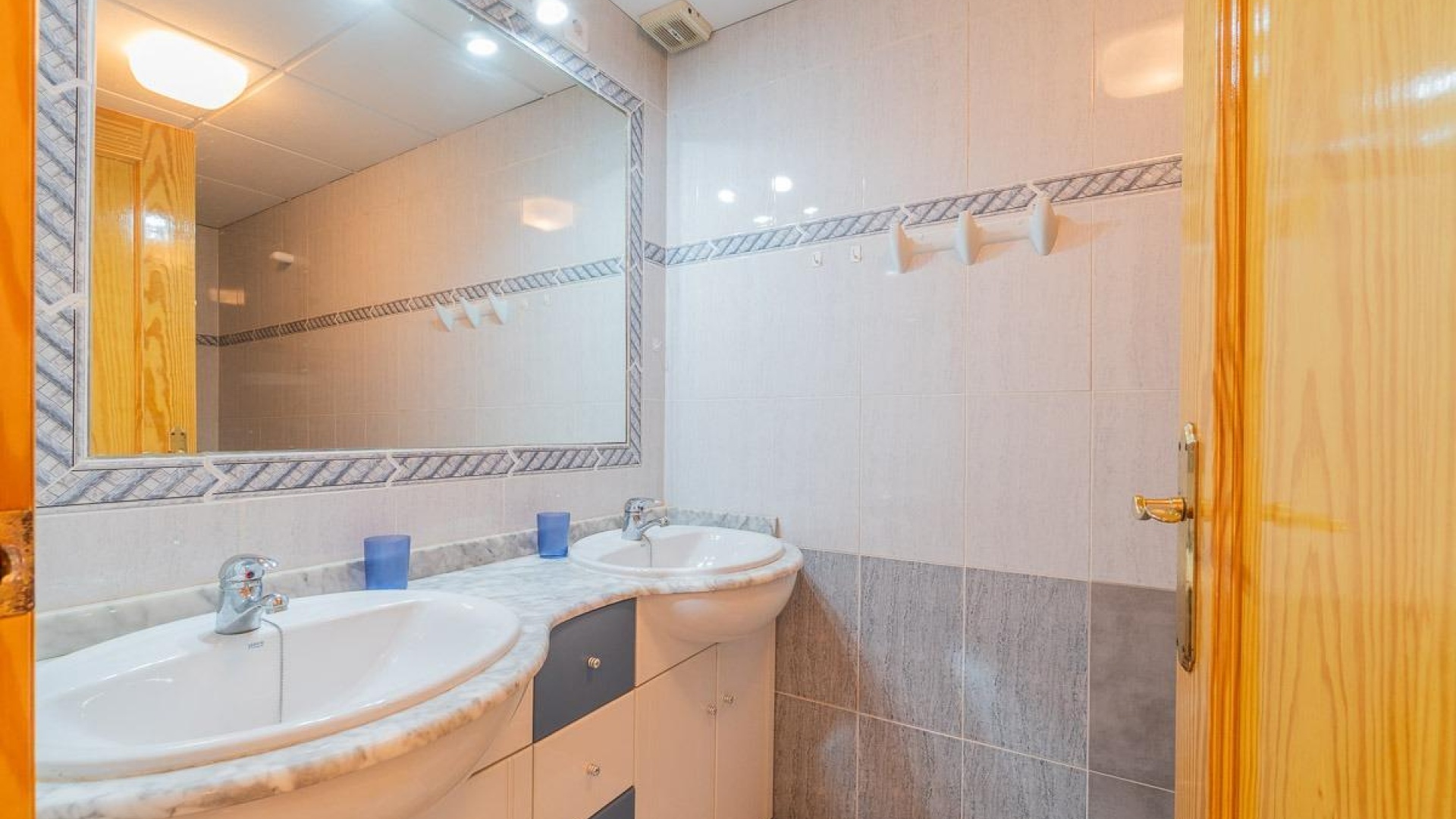 Resale - Townhouse - Playa Flamenca - amapolas