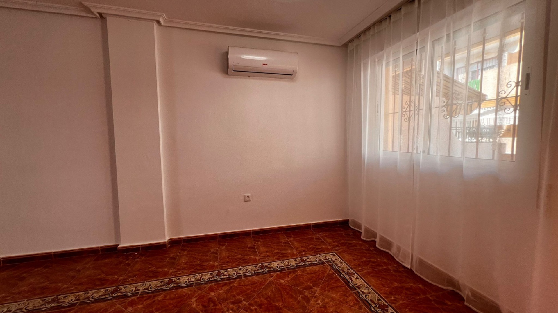 Resale - Townhouse - Playa Flamenca - amapolas