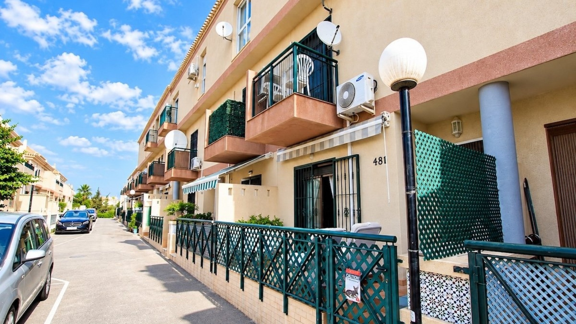Resale - Townhouse - Playa Flamenca - El Cid
