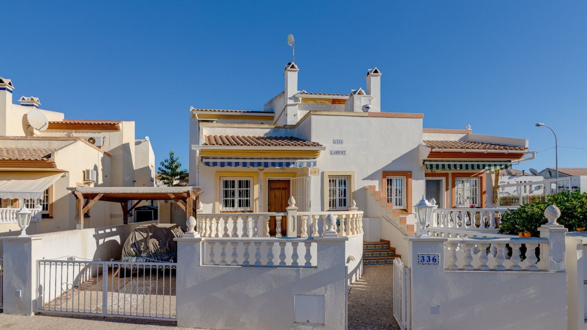 Resale - Townhouse - Playa Flamenca - jumilla