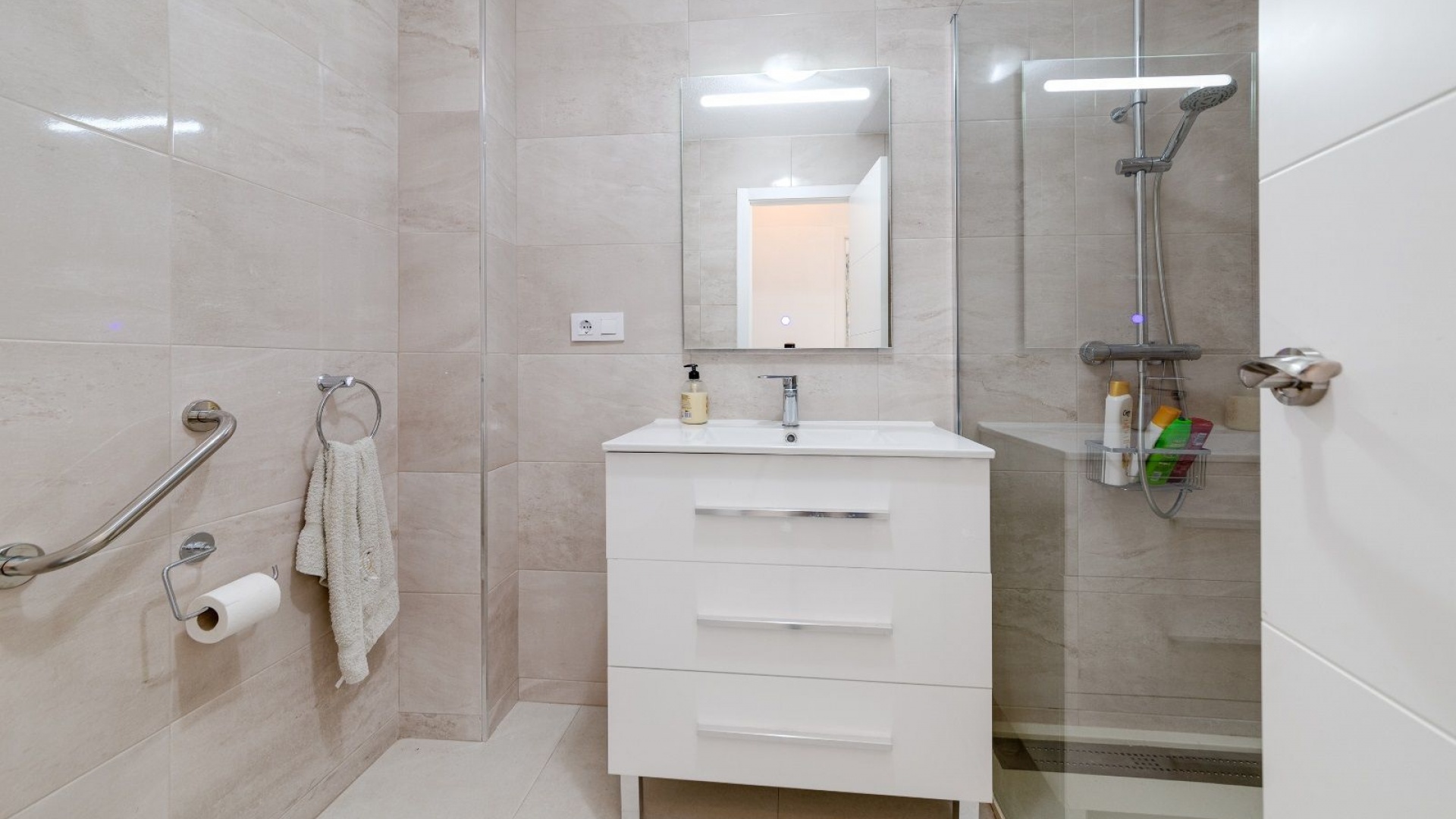 Resale - Townhouse - Playa Flamenca - jumilla