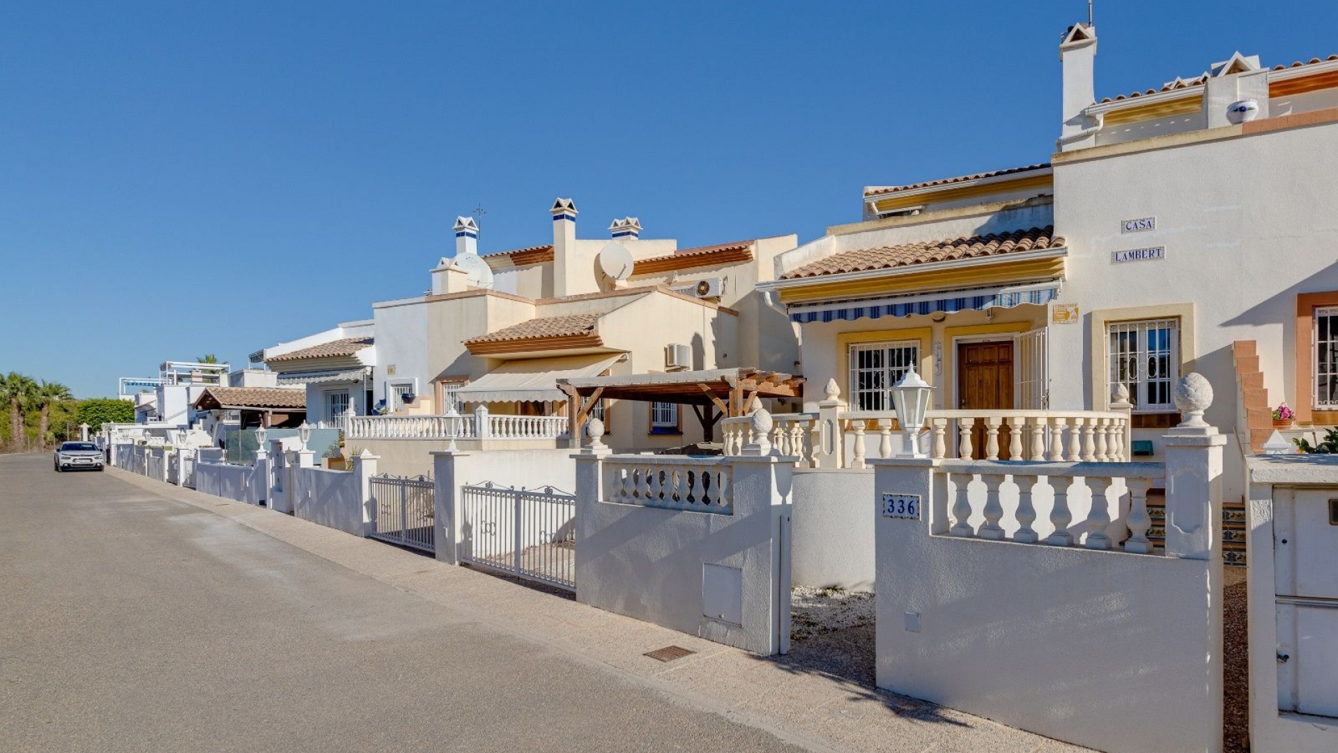 Resale - Townhouse - Playa Flamenca - jumilla