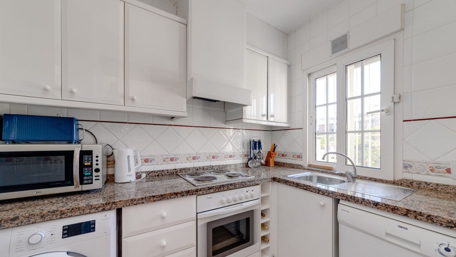 Resale - Townhouse - Playa Flamenca - jumilla