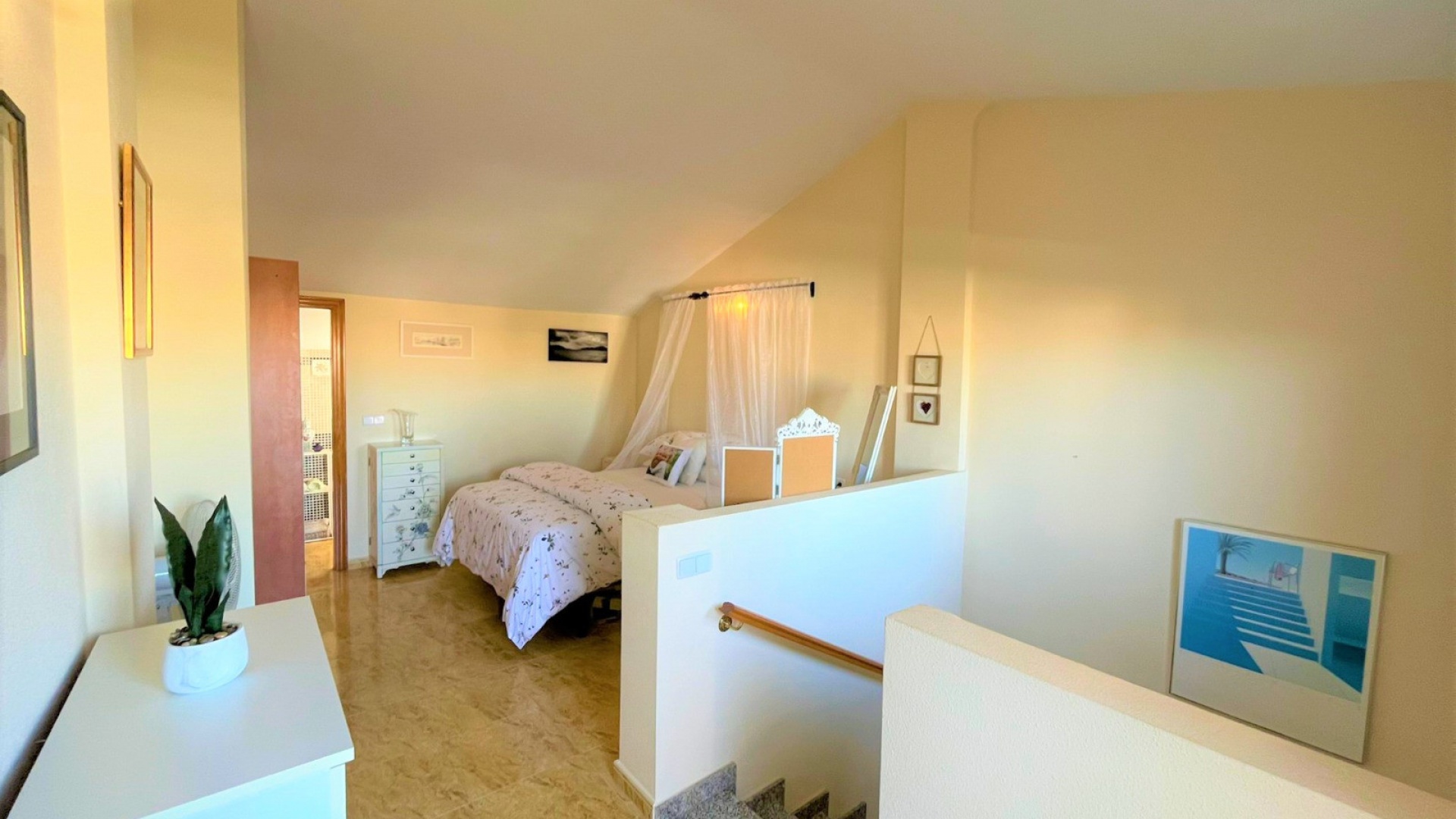 Resale - Townhouse - Playa Flamenca - las chismosas