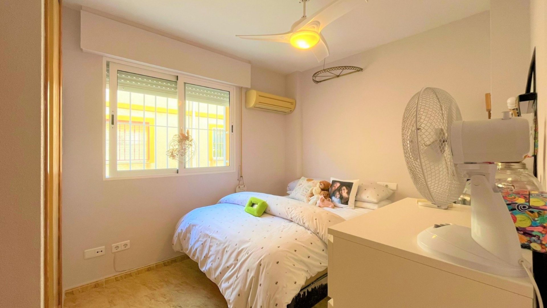 Resale - Townhouse - Playa Flamenca - las chismosas