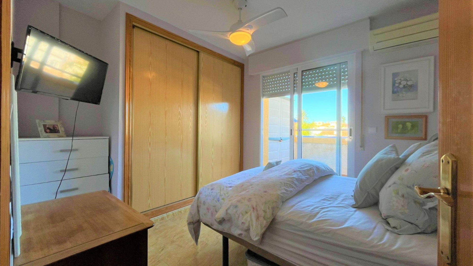 Resale - Townhouse - Playa Flamenca - las chismosas