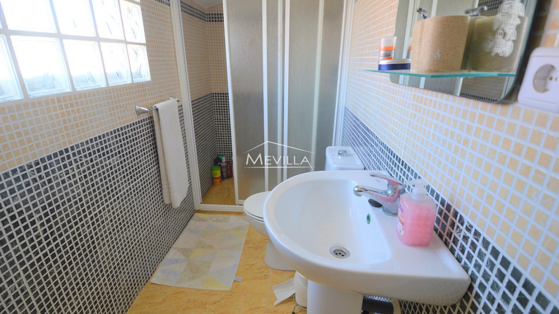 Resale - Townhouse - Playa Flamenca - las chismosas