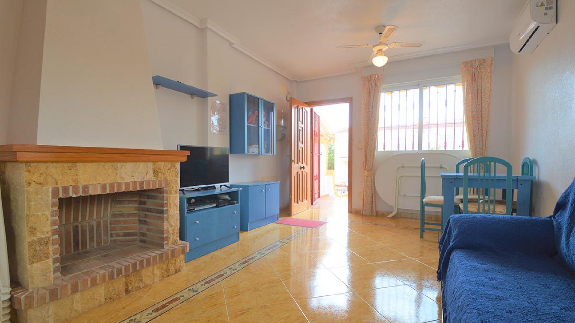 Resale - Townhouse - Playa Flamenca - las chismosas