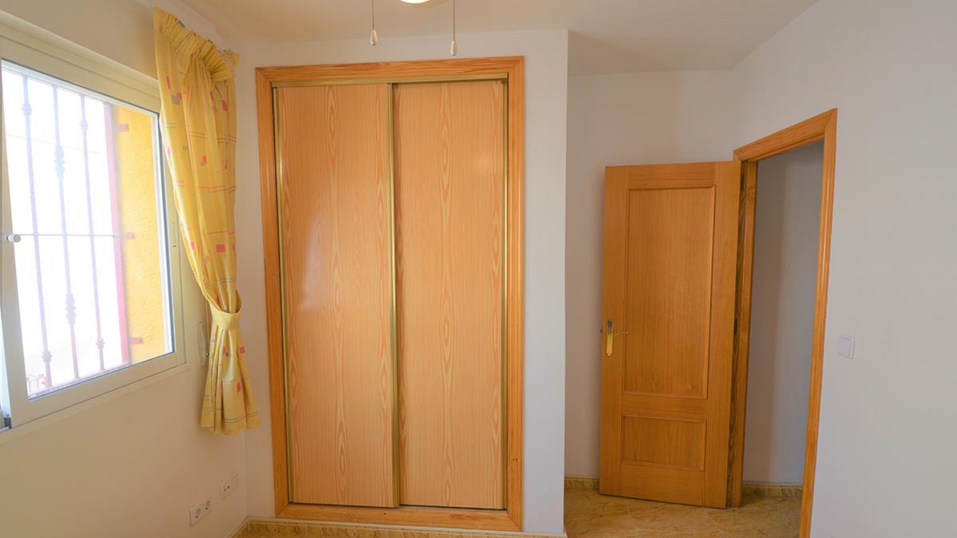 Resale - Townhouse - Playa Flamenca - las chismosas