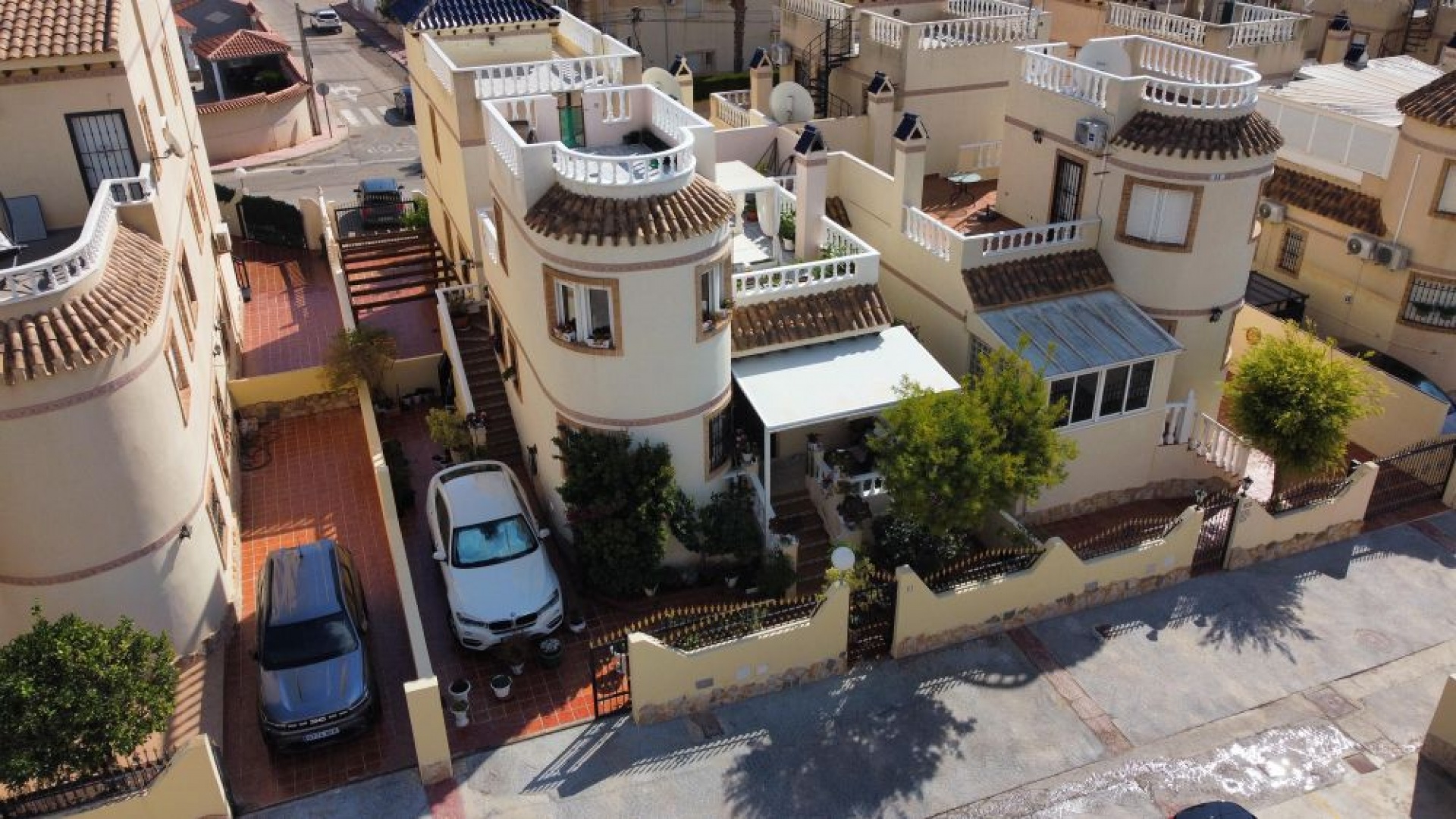 Resale - Townhouse - Playa Flamenca - las chismosas