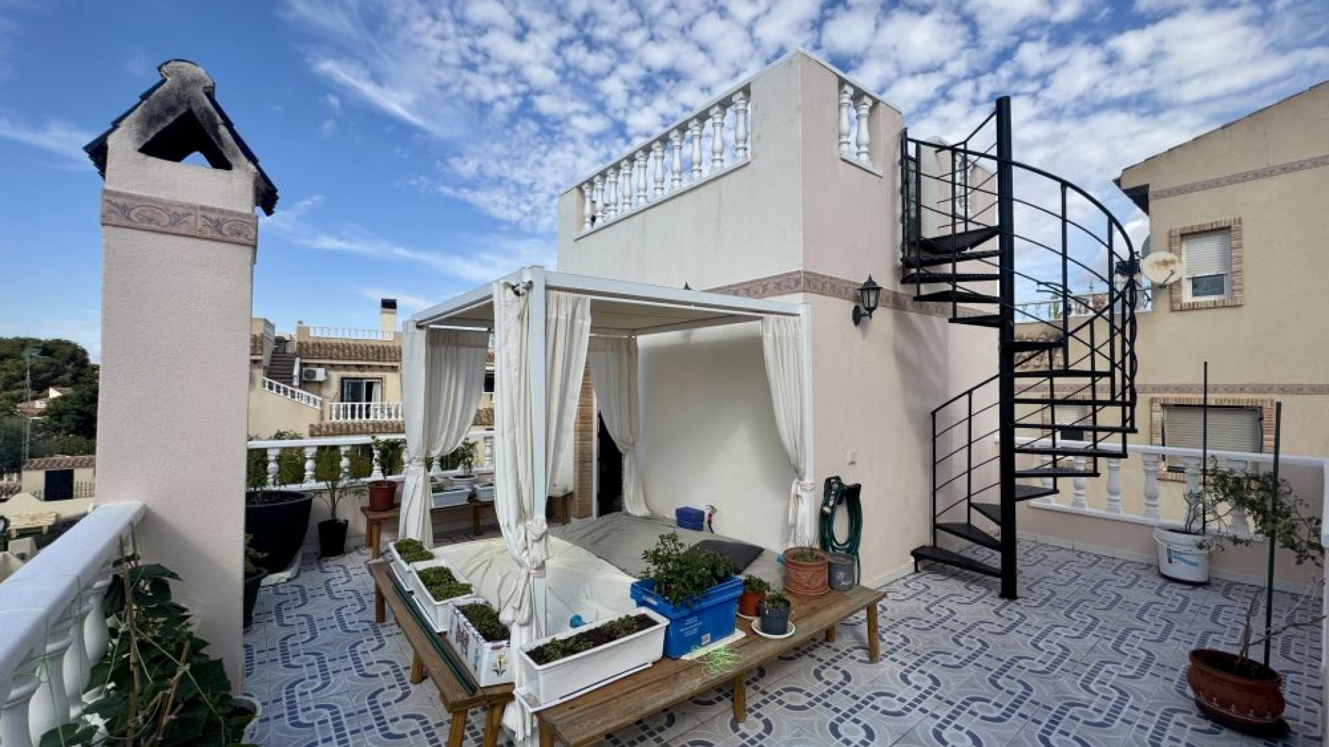 Resale - Townhouse - Playa Flamenca - las chismosas