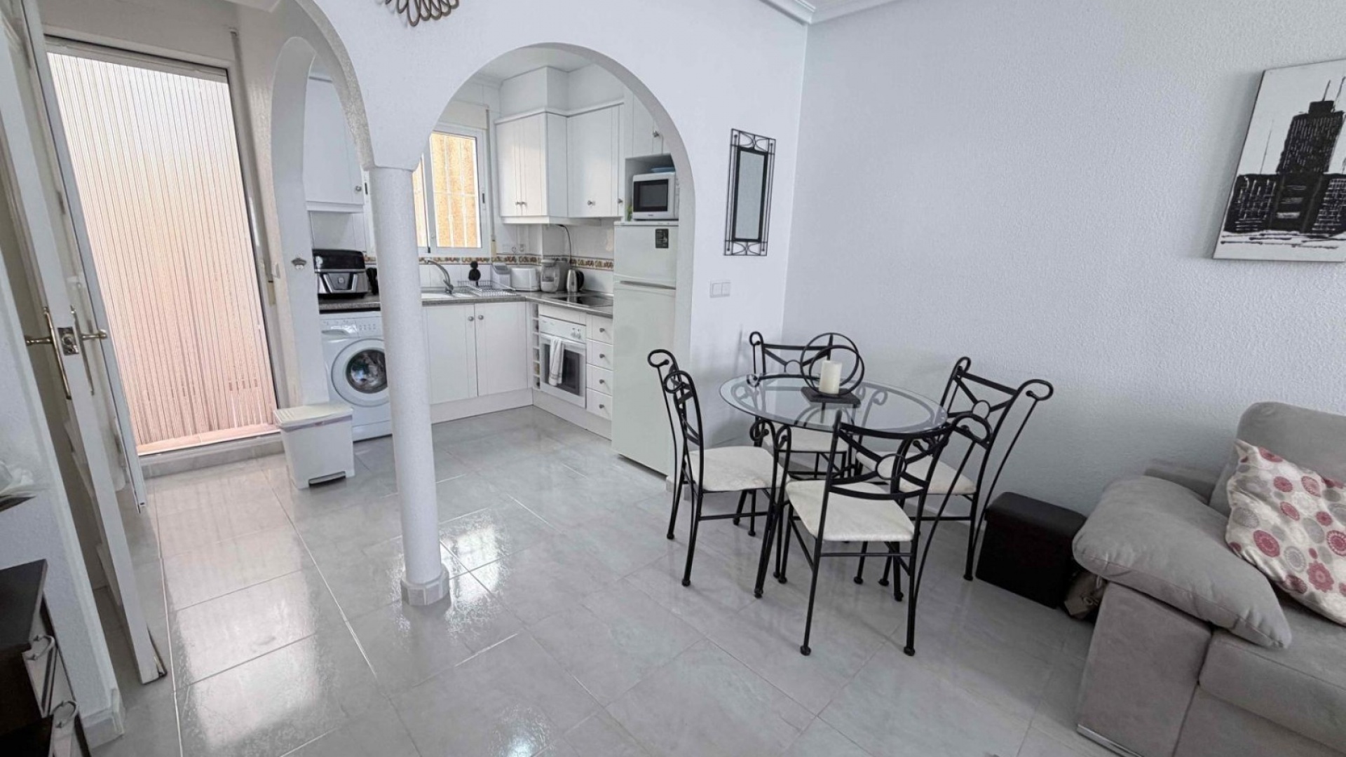 Resale - Townhouse - Playa Flamenca - las chismosas