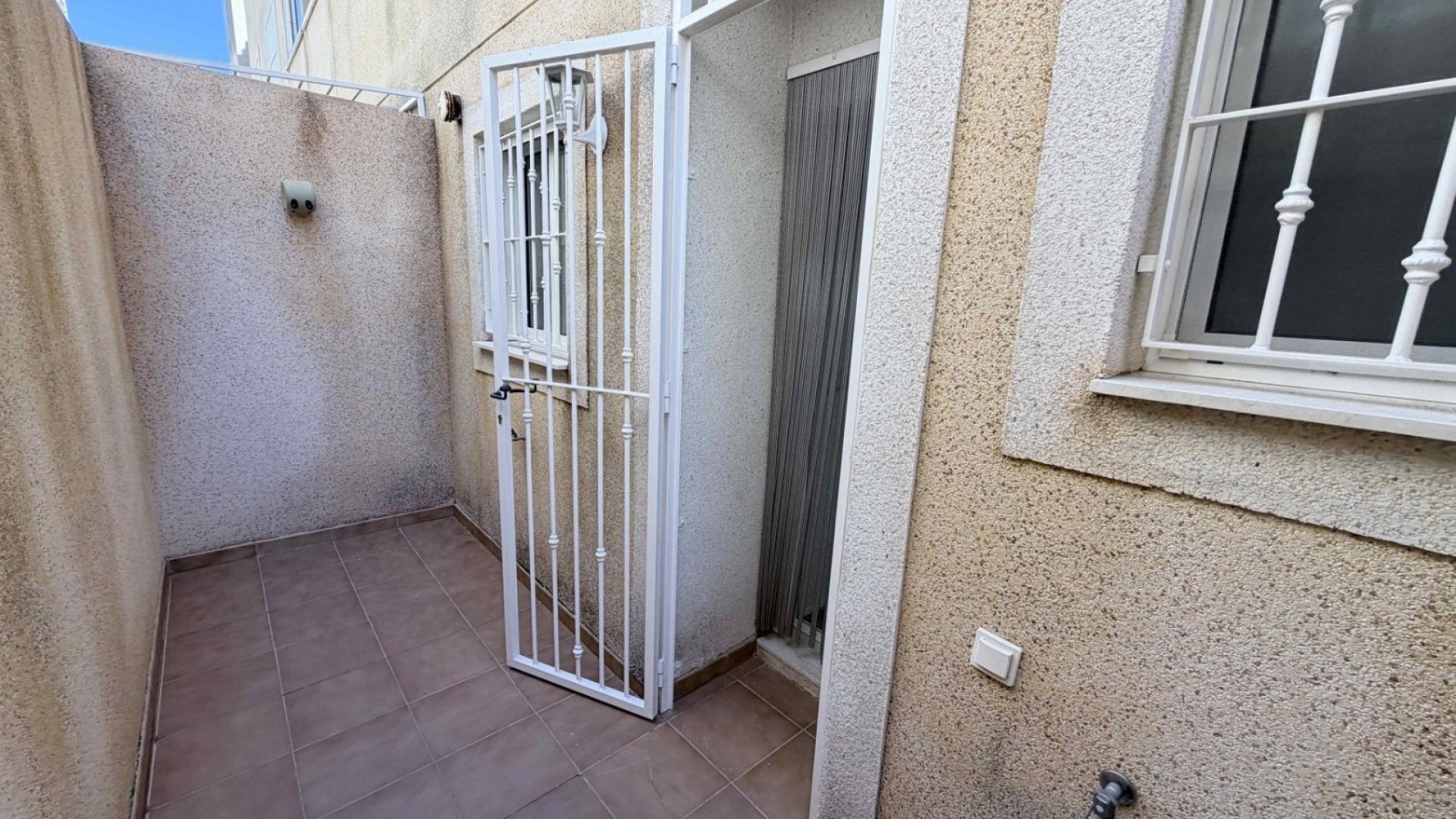 Resale - Townhouse - Playa Flamenca - las chismosas