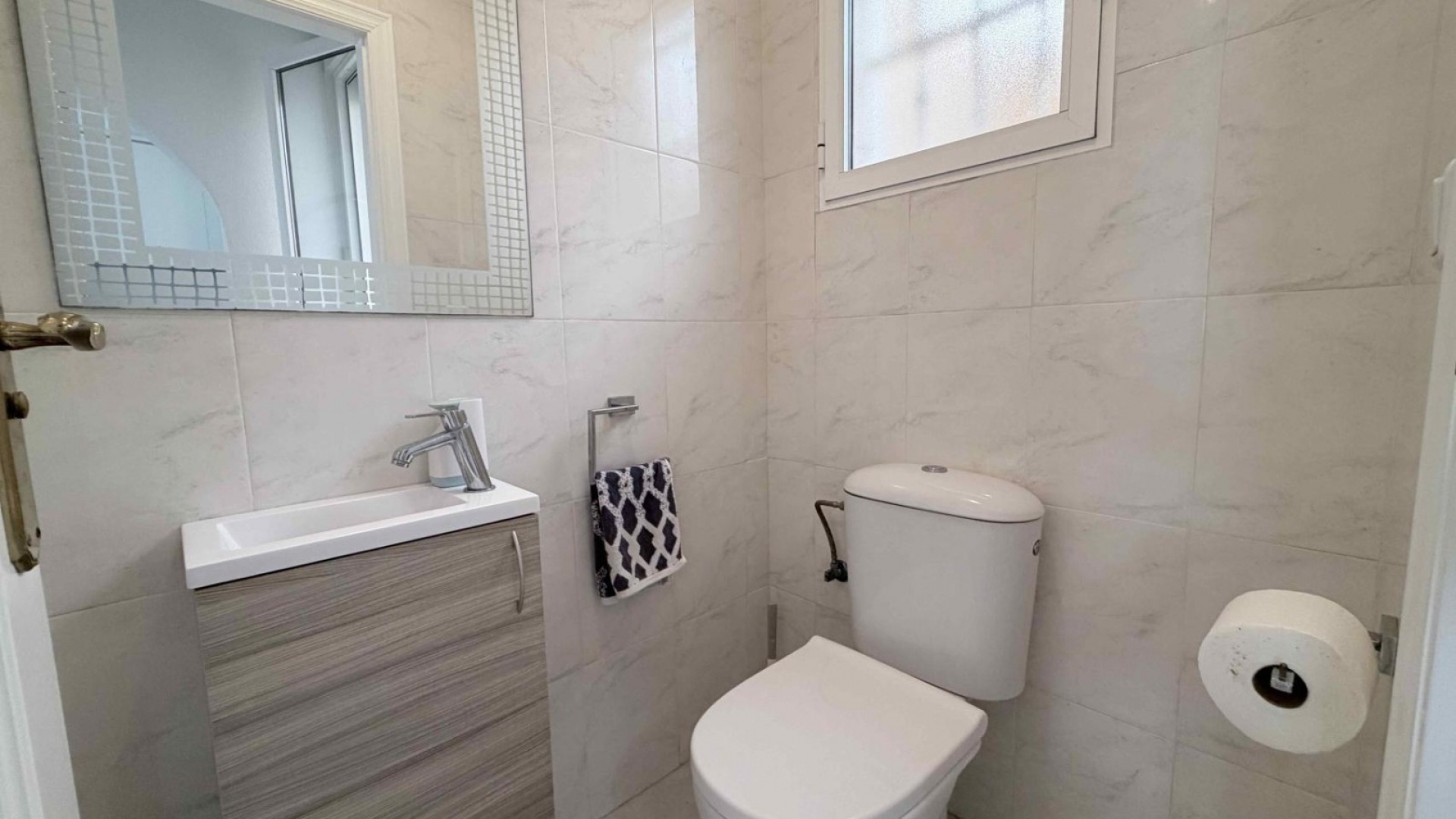 Resale - Townhouse - Playa Flamenca - las chismosas