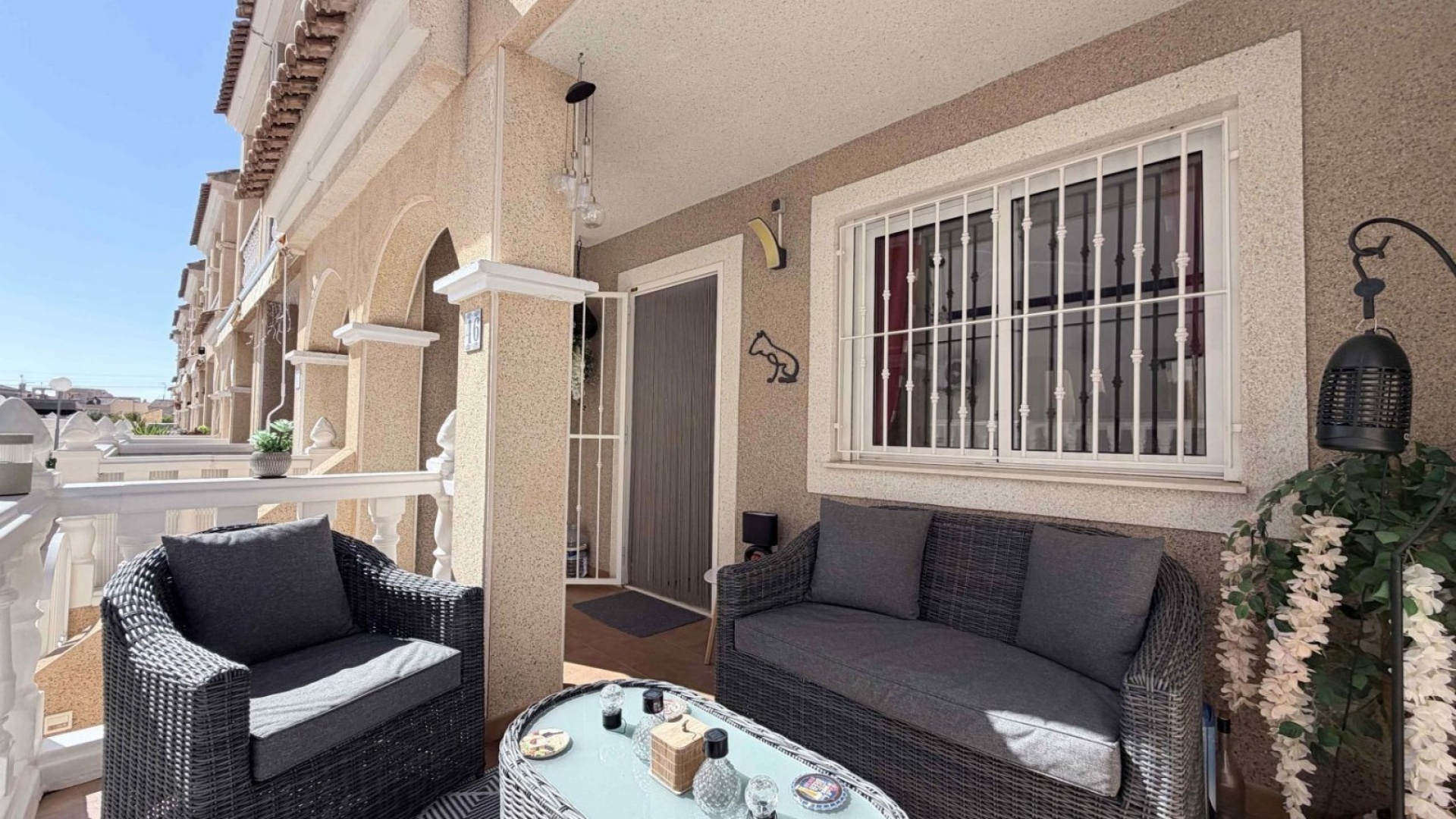 Resale - Townhouse - Playa Flamenca - las chismosas