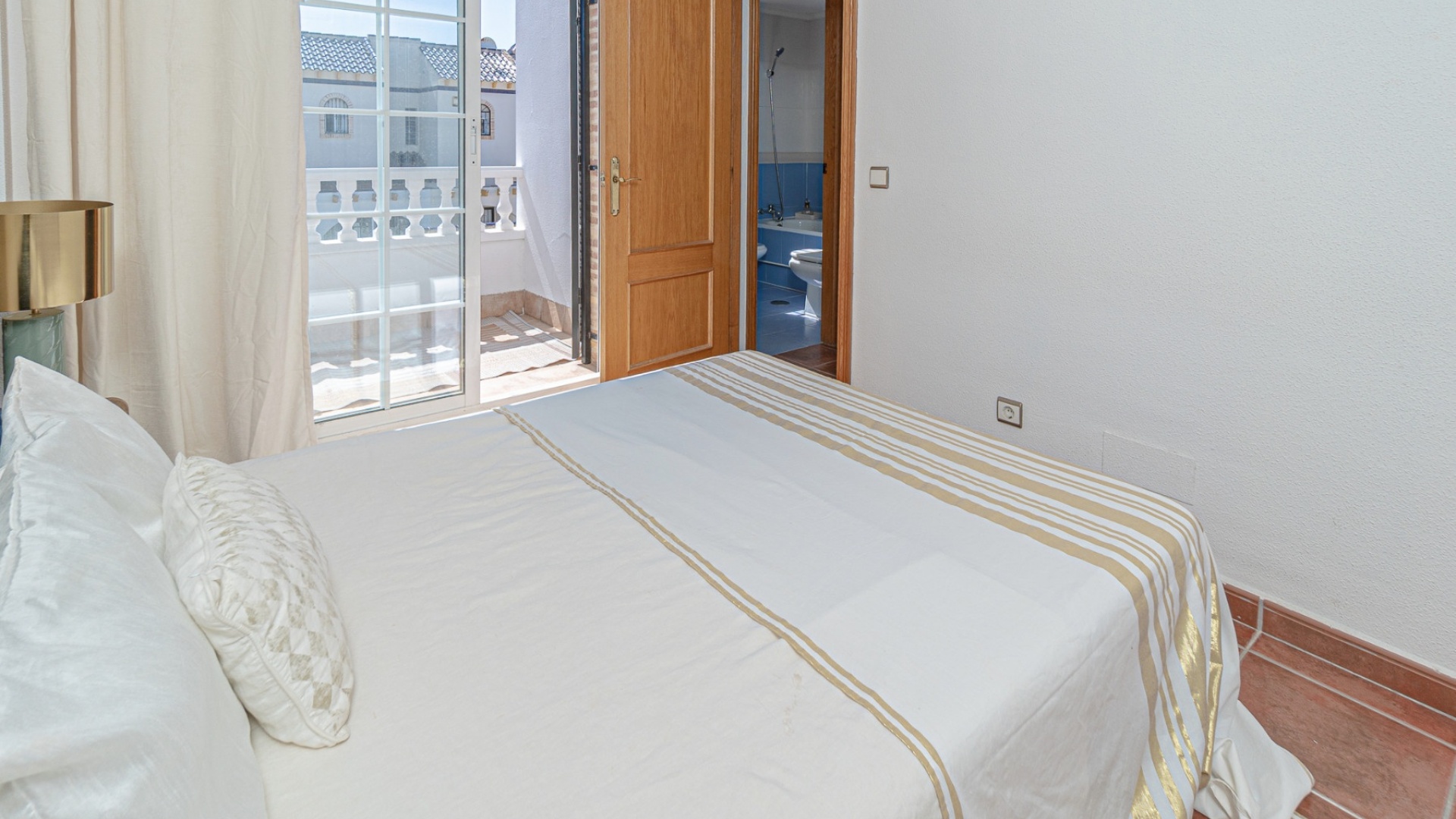 Resale - Townhouse - Playa Flamenca - las chismosas