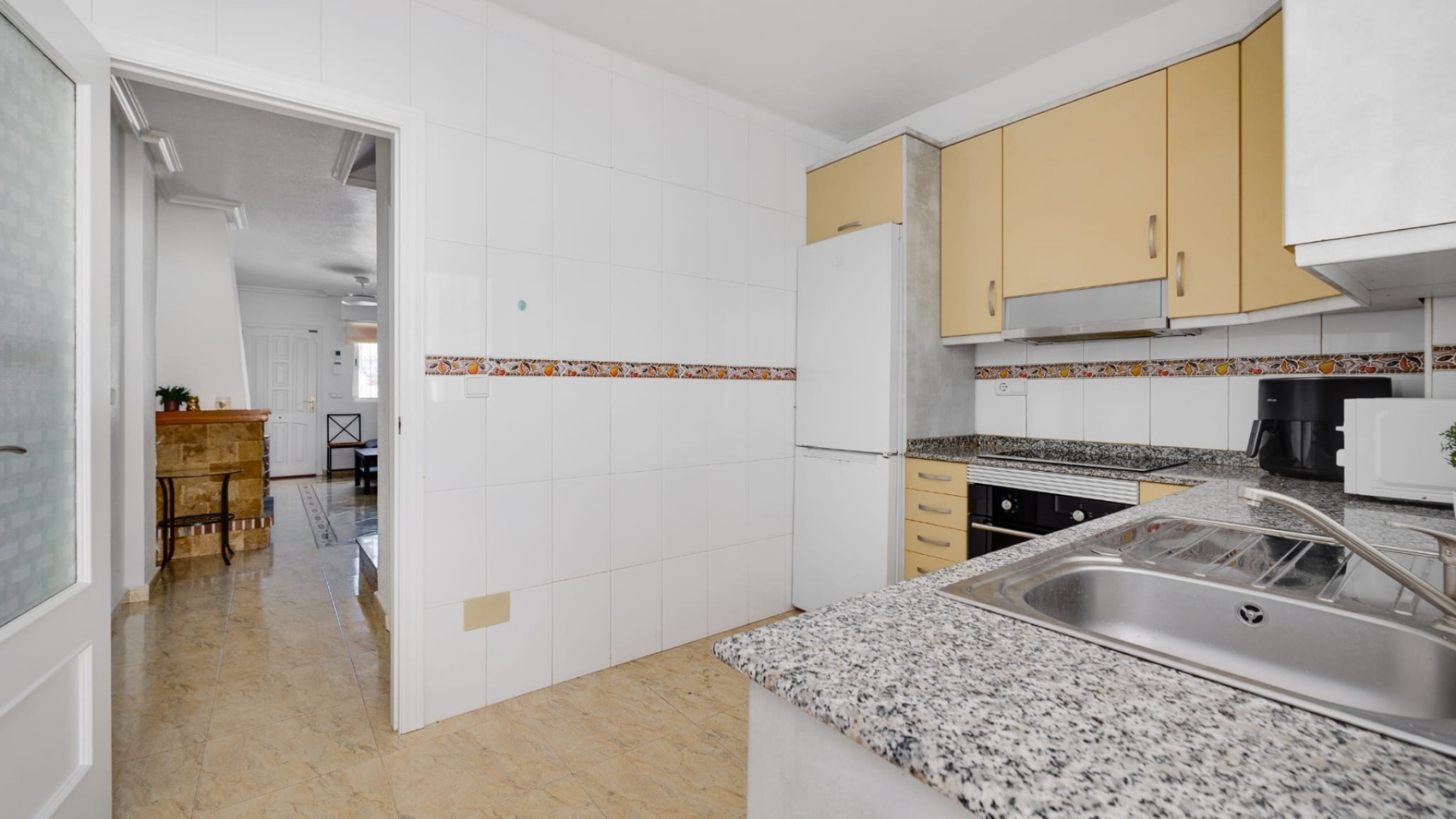 Resale - Townhouse - Playa Flamenca - las chismosas