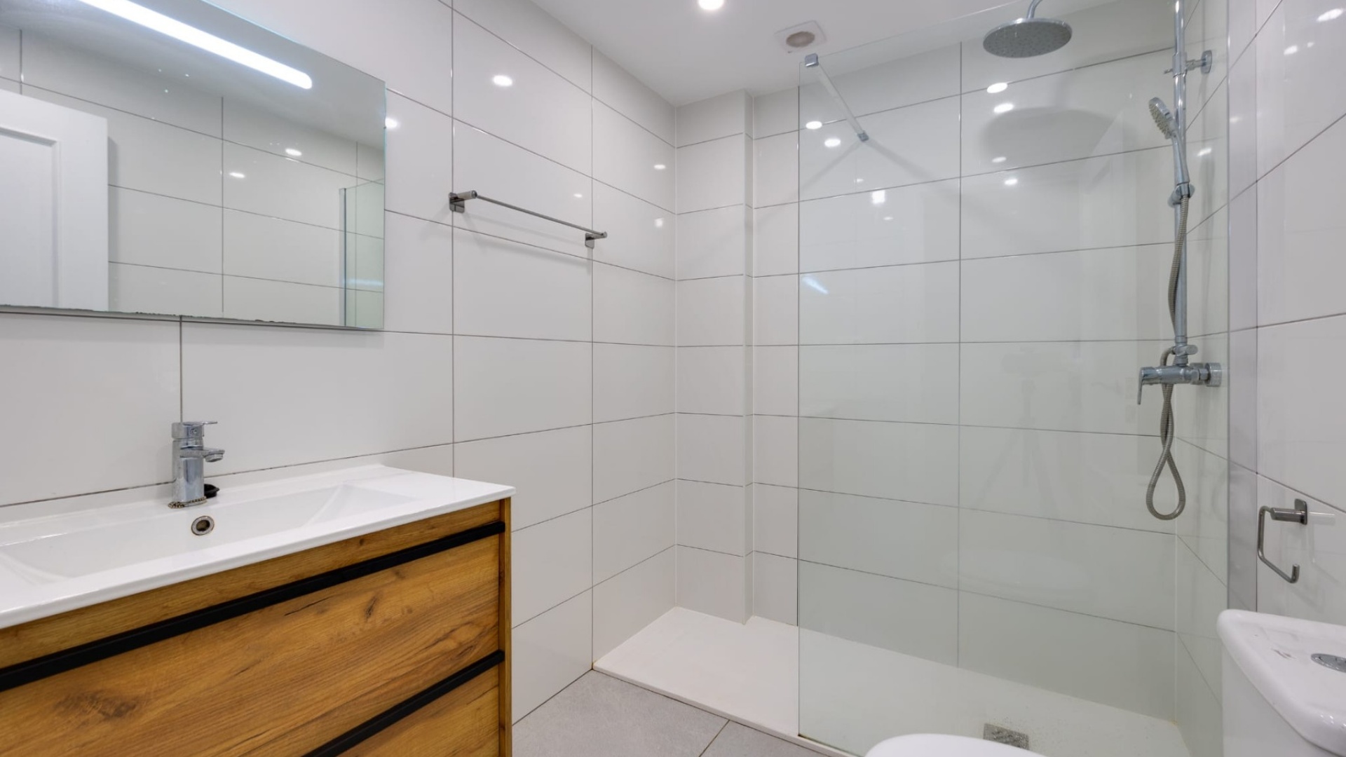 Resale - Townhouse - Playa Flamenca - las chismosas