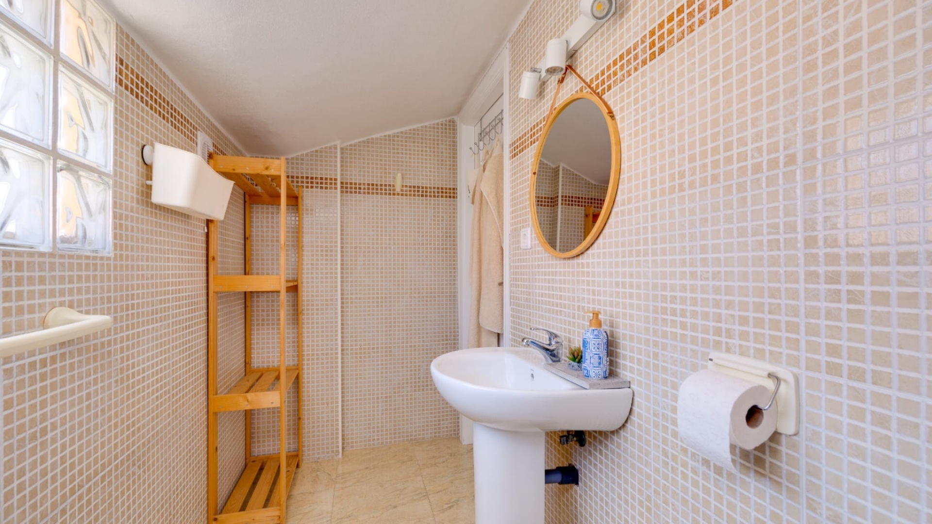 Resale - Townhouse - Playa Flamenca - las chismosas