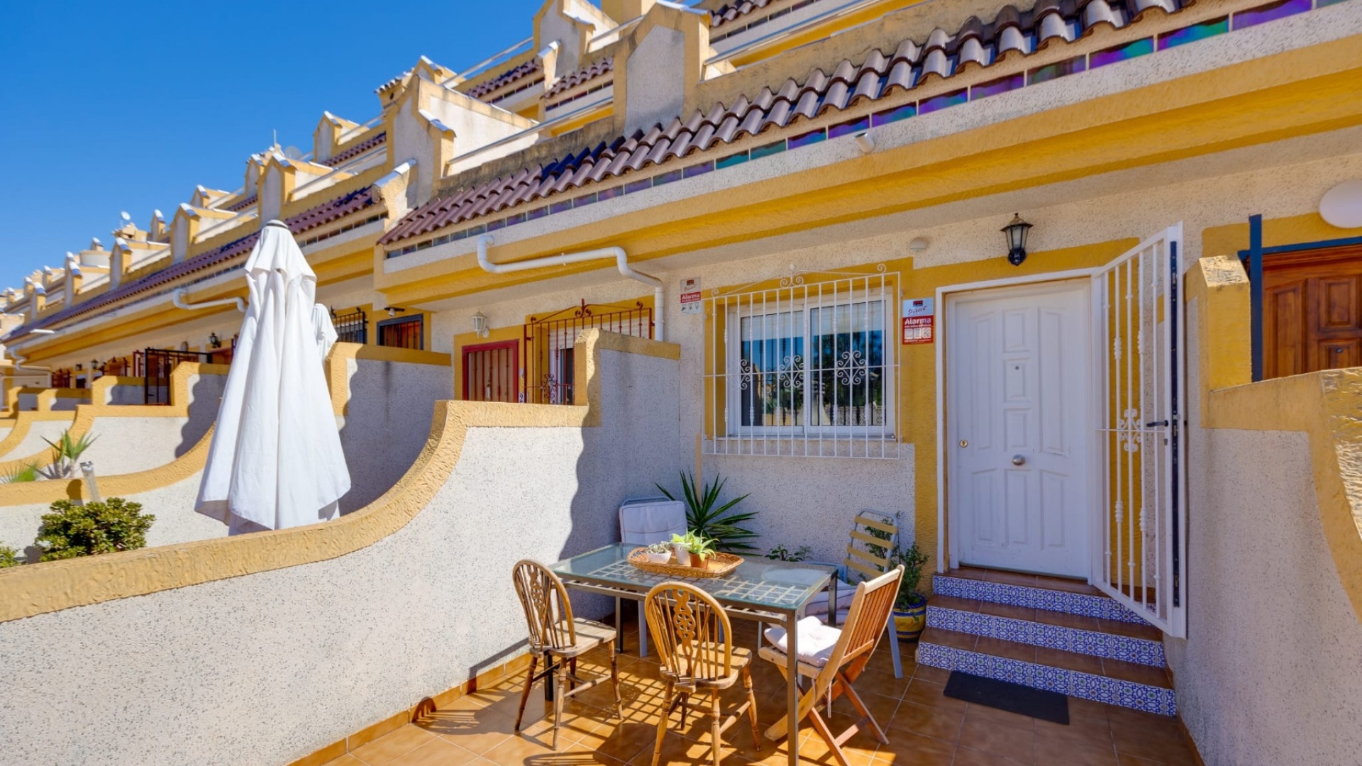 Resale - Townhouse - Playa Flamenca - las chismosas