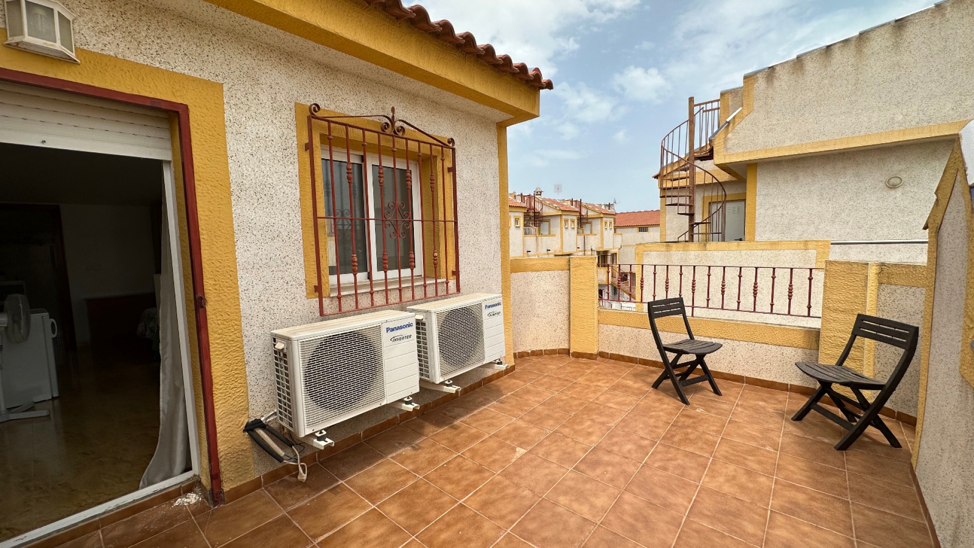 Resale - Townhouse - Playa Flamenca - las chismosas