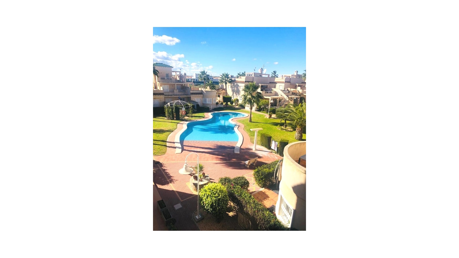 Resale - Townhouse - Playa Flamenca - miraflores