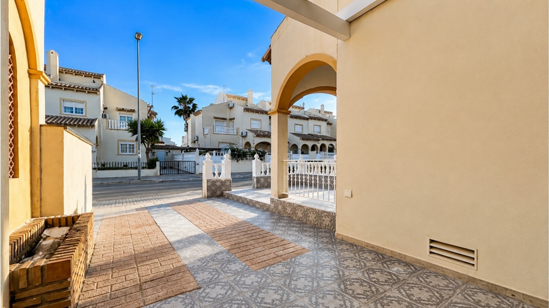Resale - Townhouse - Playa Flamenca - perla del mar