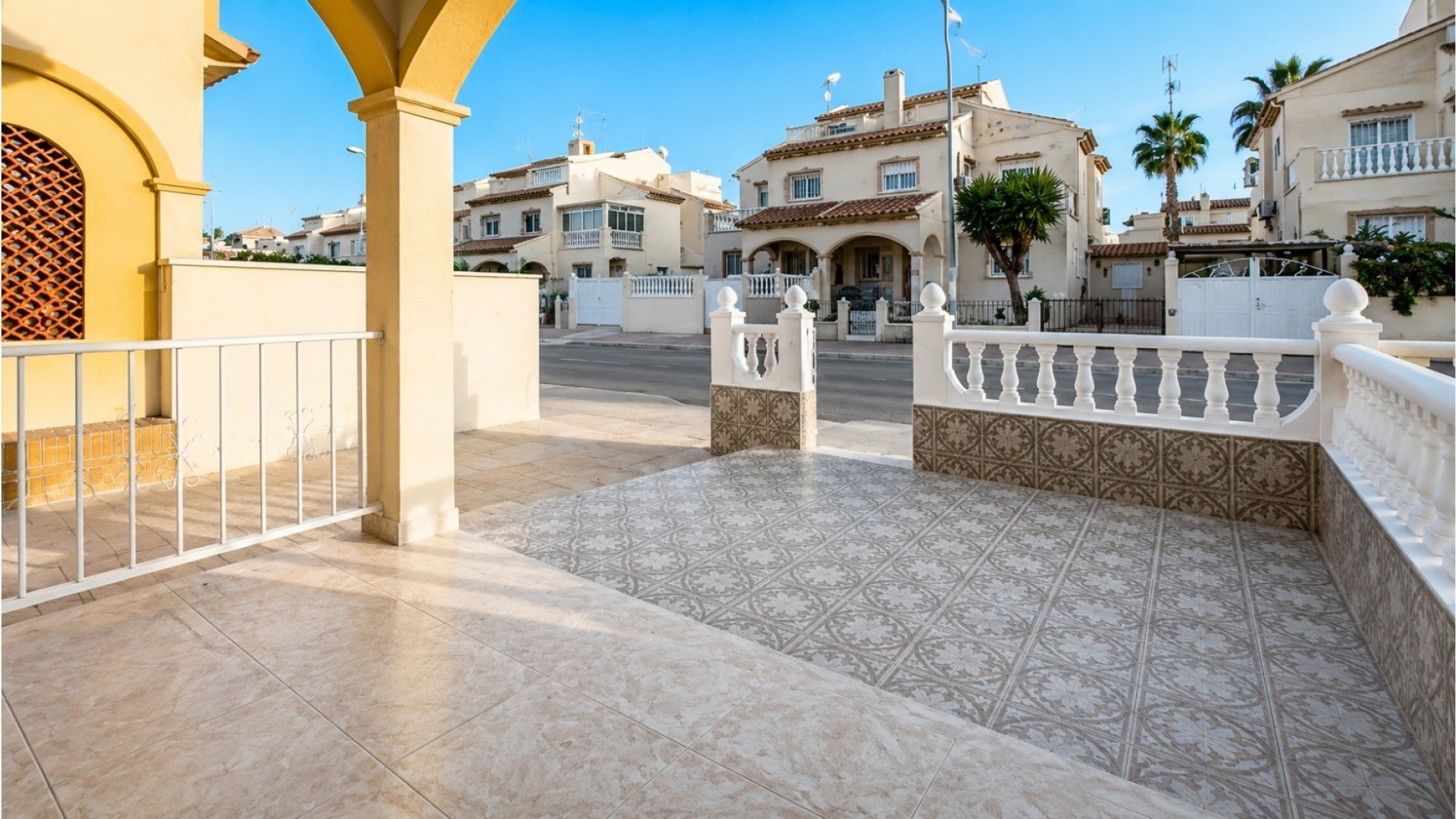 Resale - Townhouse - Playa Flamenca - perla del mar